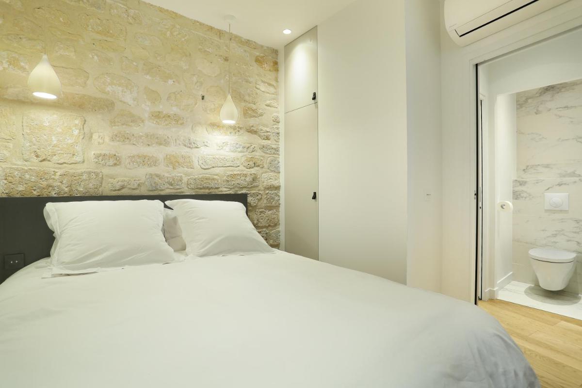 Pick A Flat's Apartment in Saint Germain - Rue Corneille