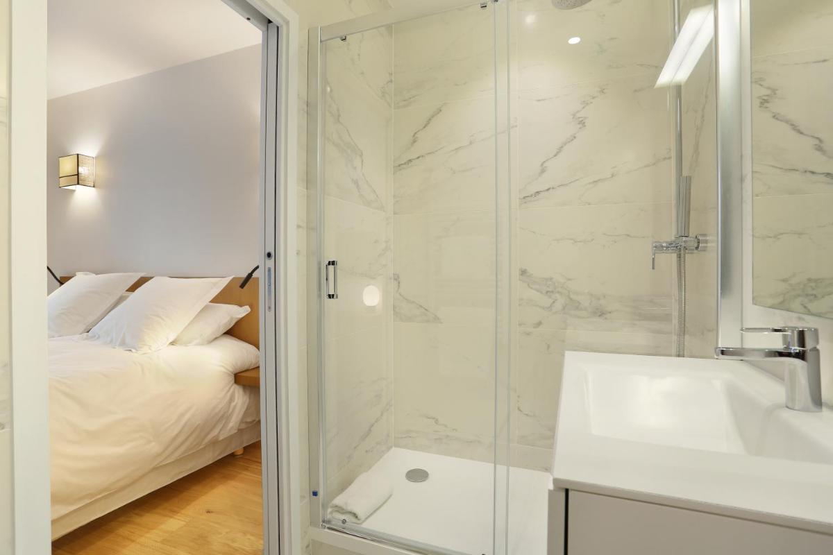 Pick A Flat's Apartment in Saint Germain - Rue Corneille