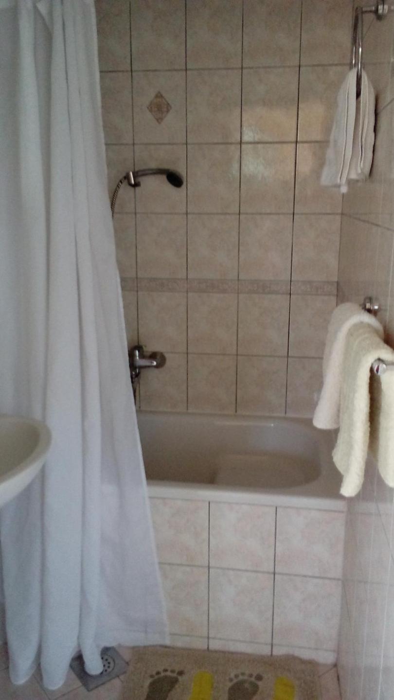 Guest House Roza