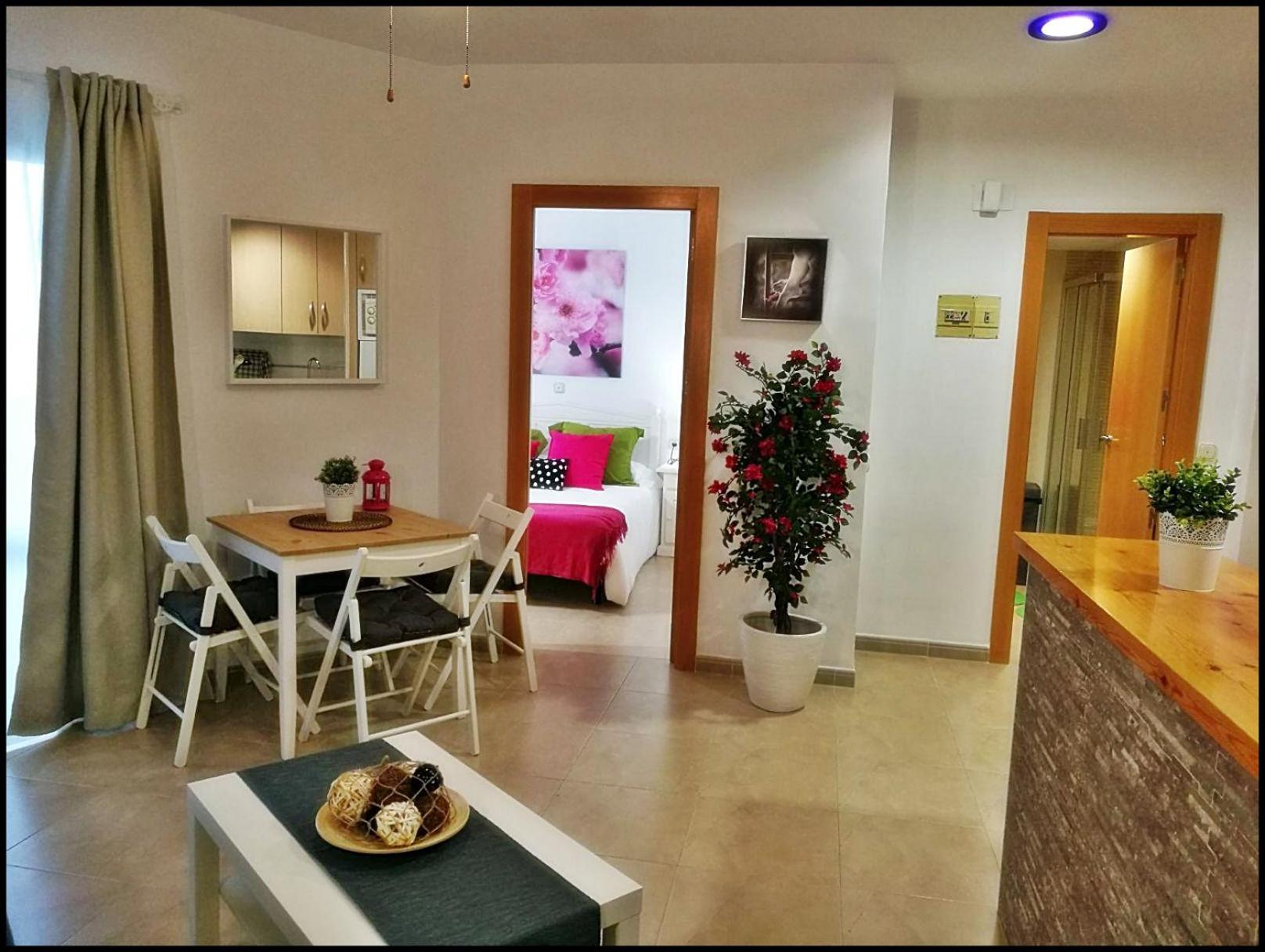Benalbeach Apartment With Water Park