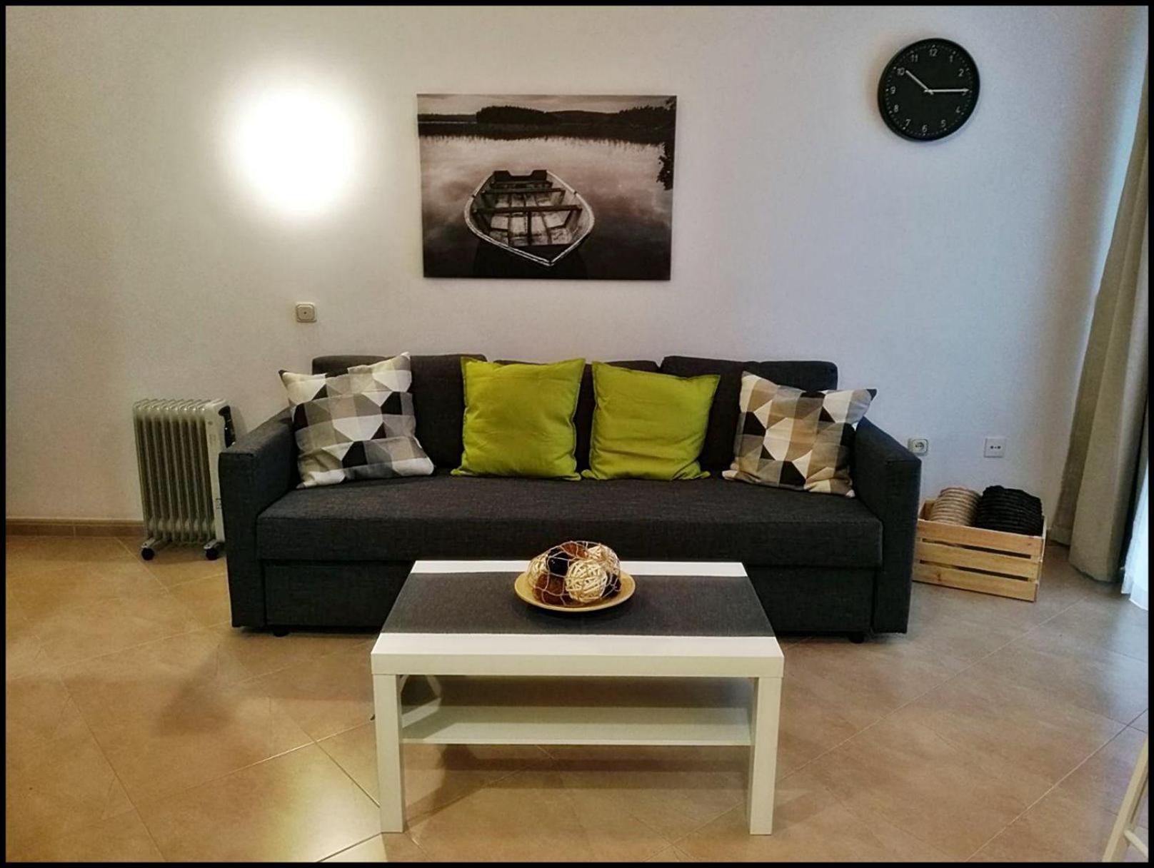 Benalbeach Apartment With Water Park