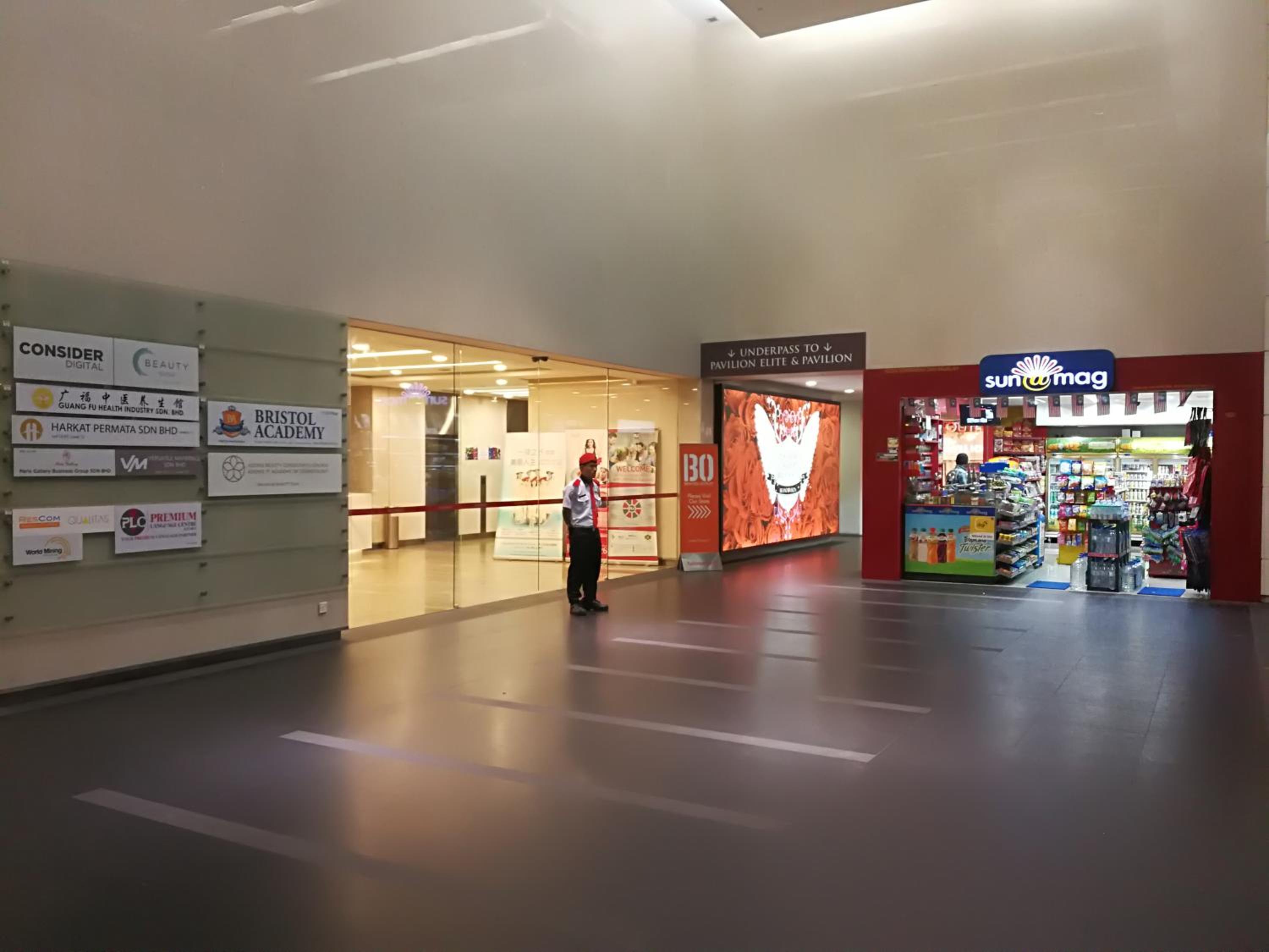 10-12Pax Fahrenheit 88 Pavillion Bukit Bintang TRX AJHOME