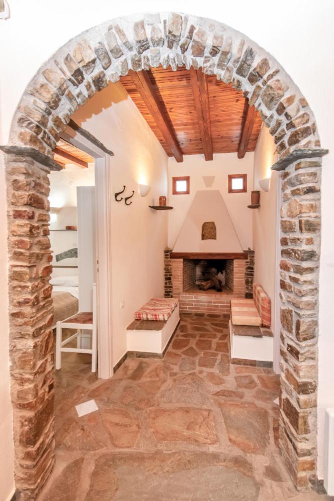 Myrtia Studios