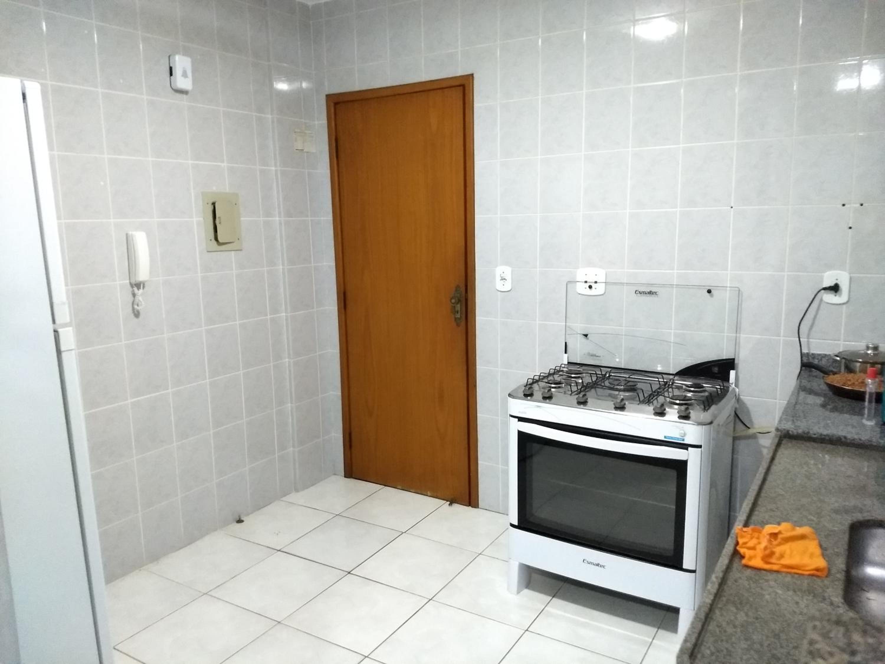 Apartamento Guarapari, WI-FI, Vista do Mar, Praia do Morro,100 metros do Mar