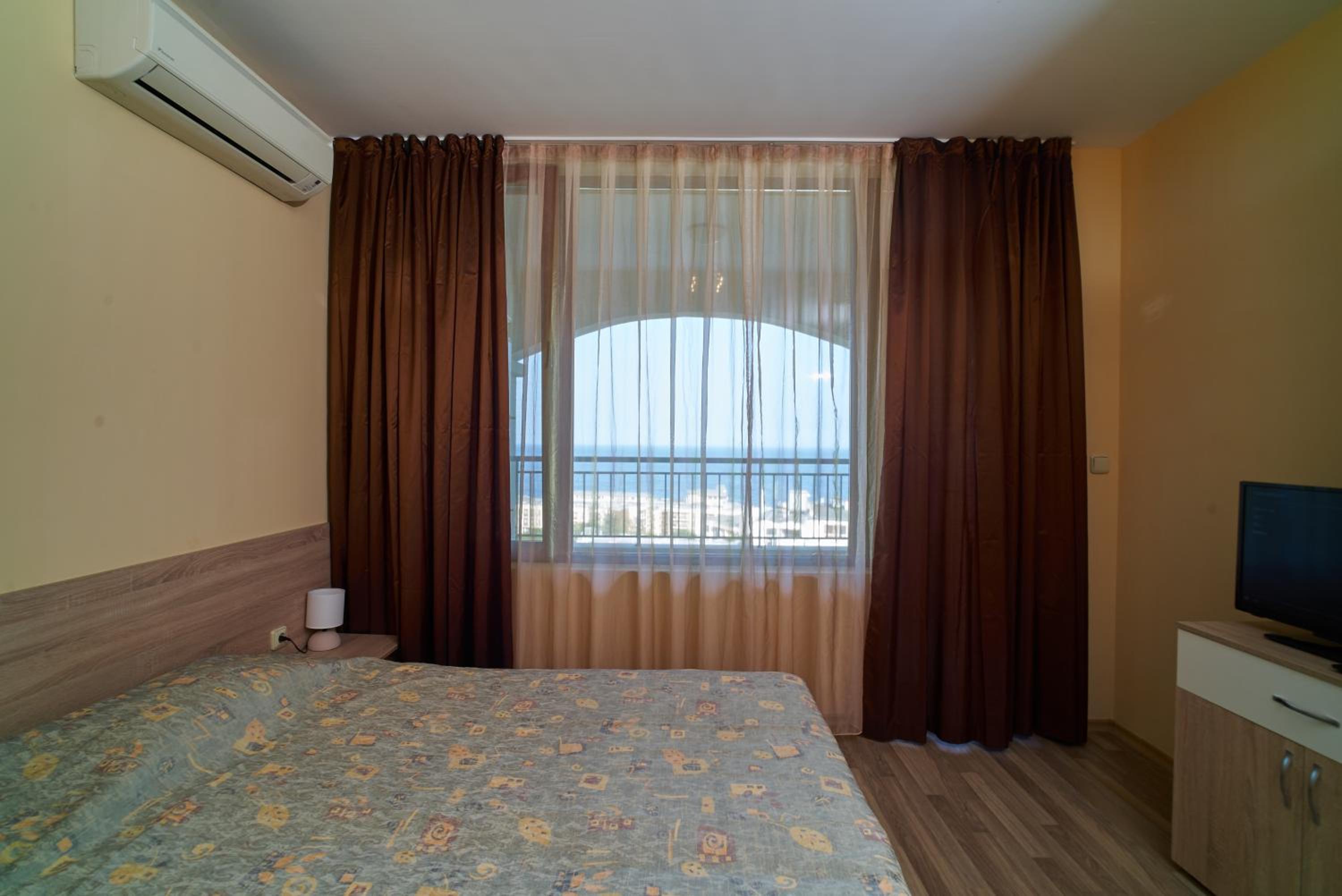 Sea Panorama Apartments Golden sands