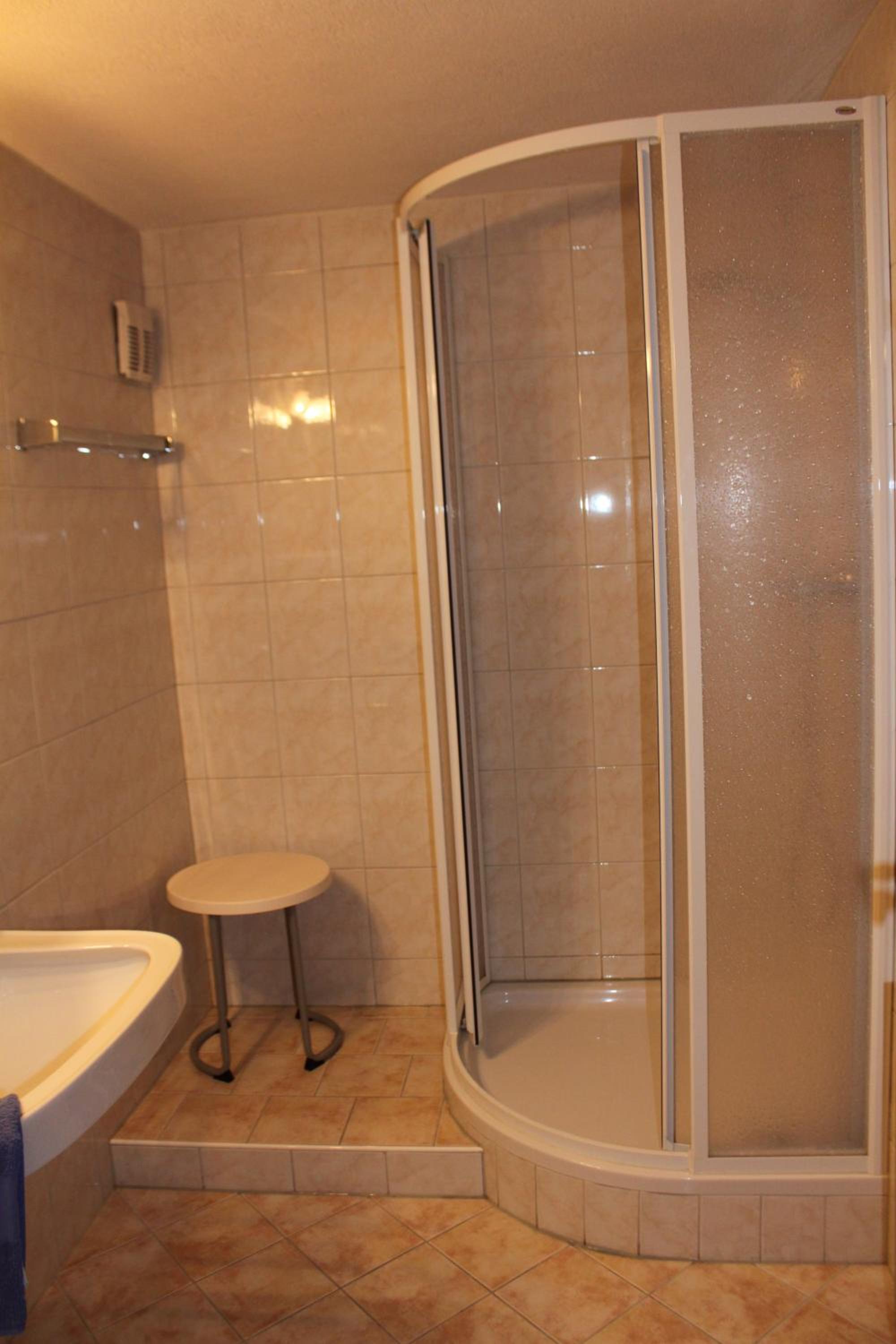 WOLF RETREAT Apartments im Lechtal davor Appartementhaus Michaela