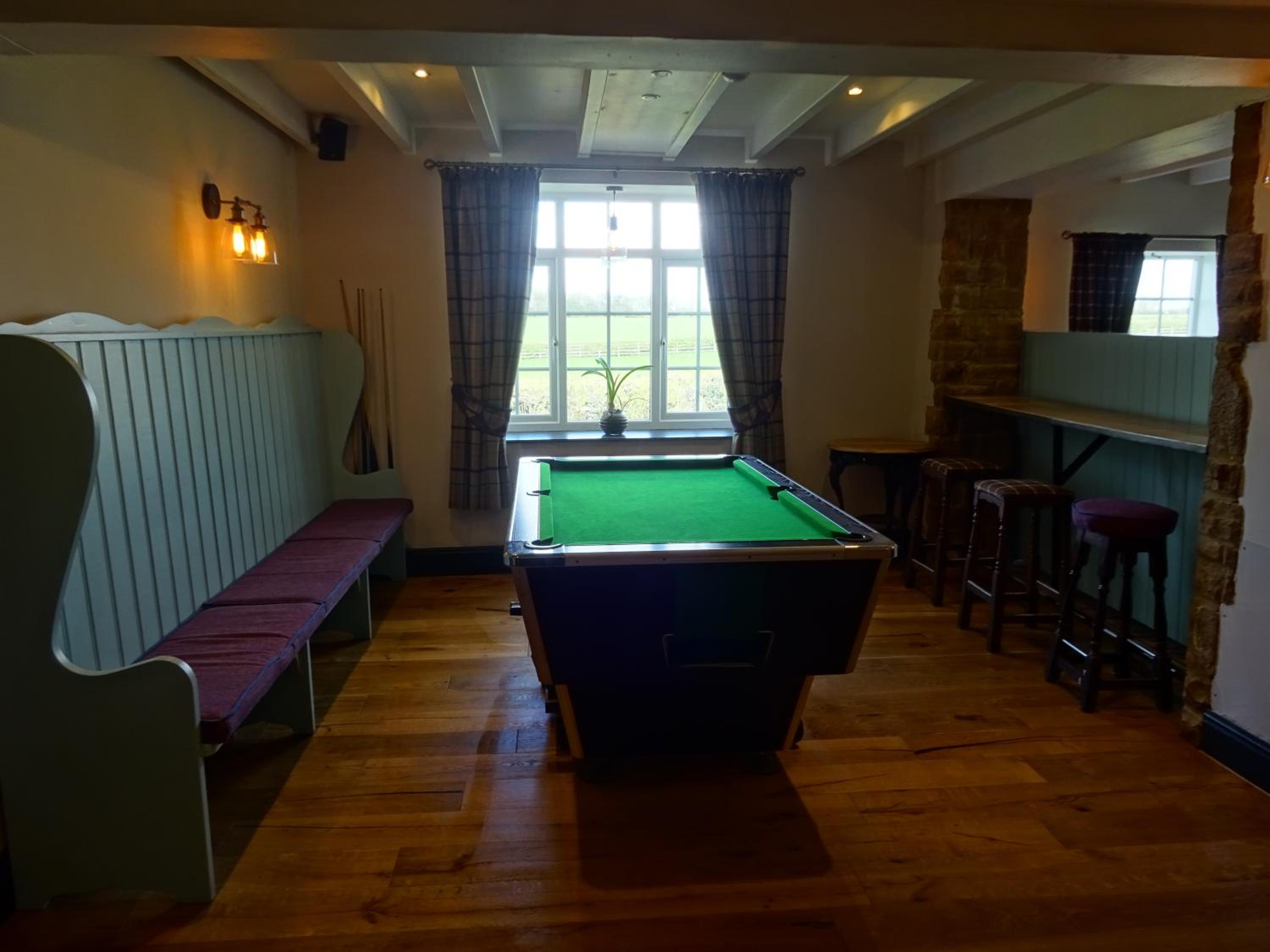 Chequers Inn