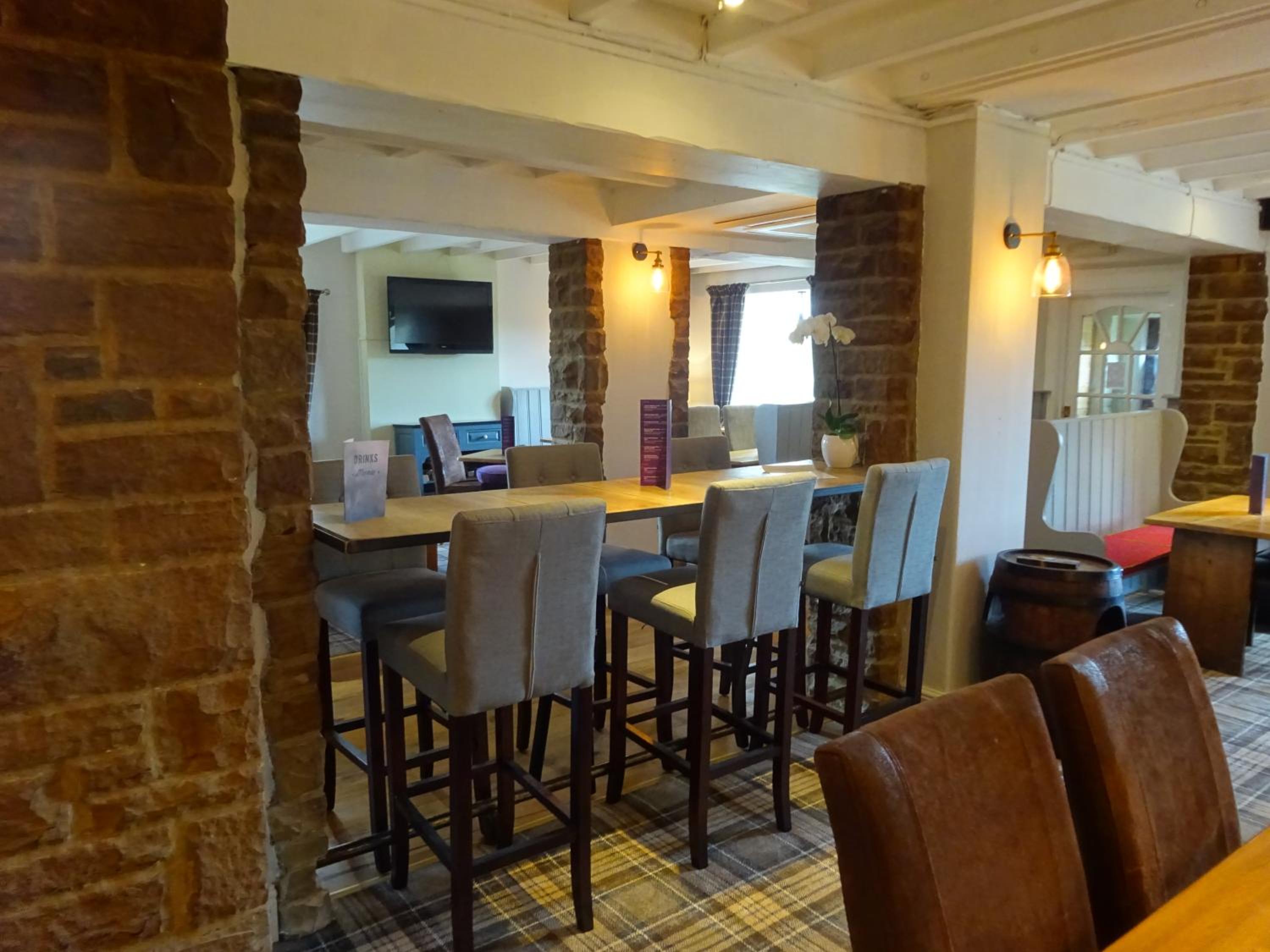 Chequers Inn