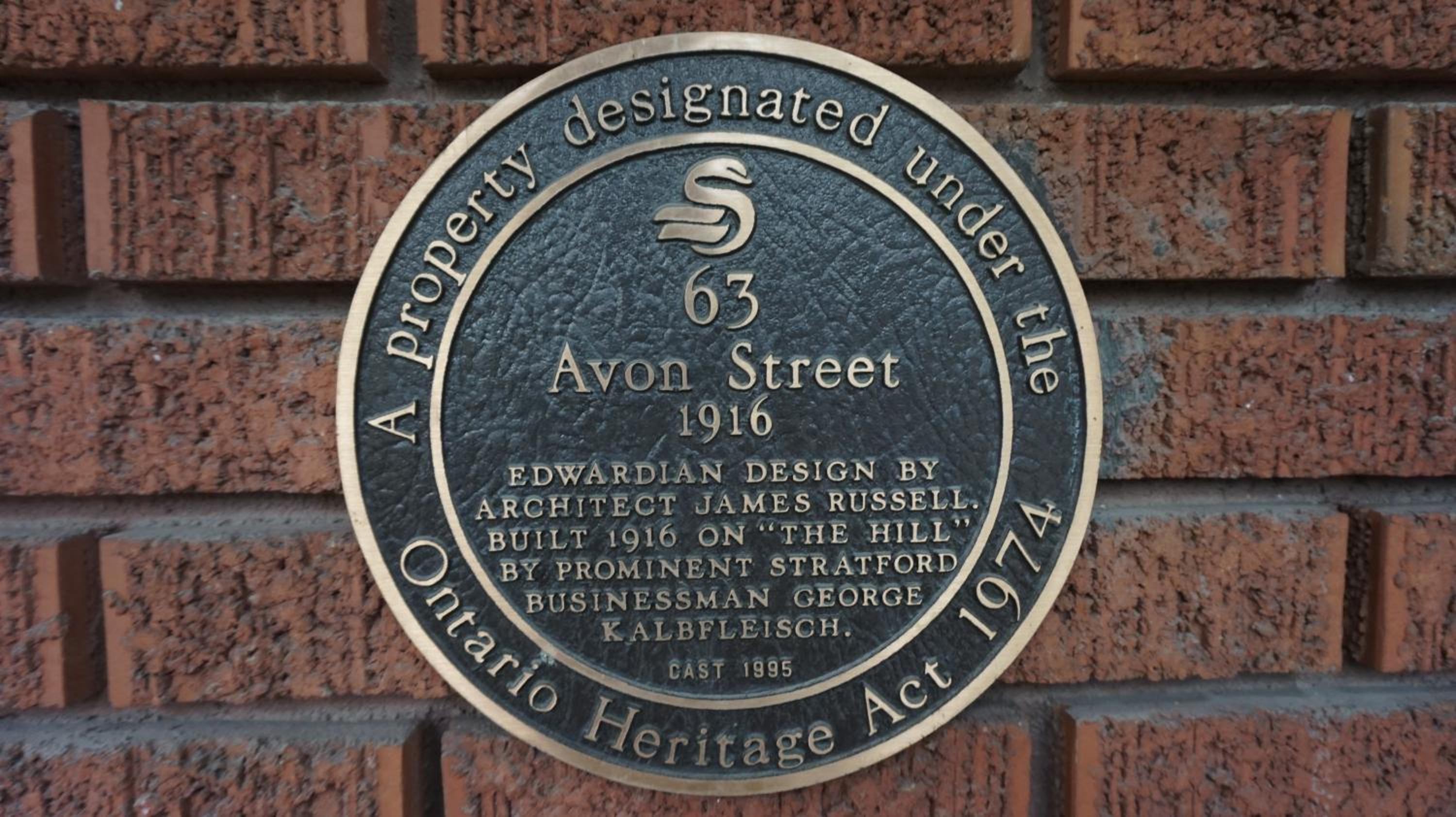 Avonview Manor