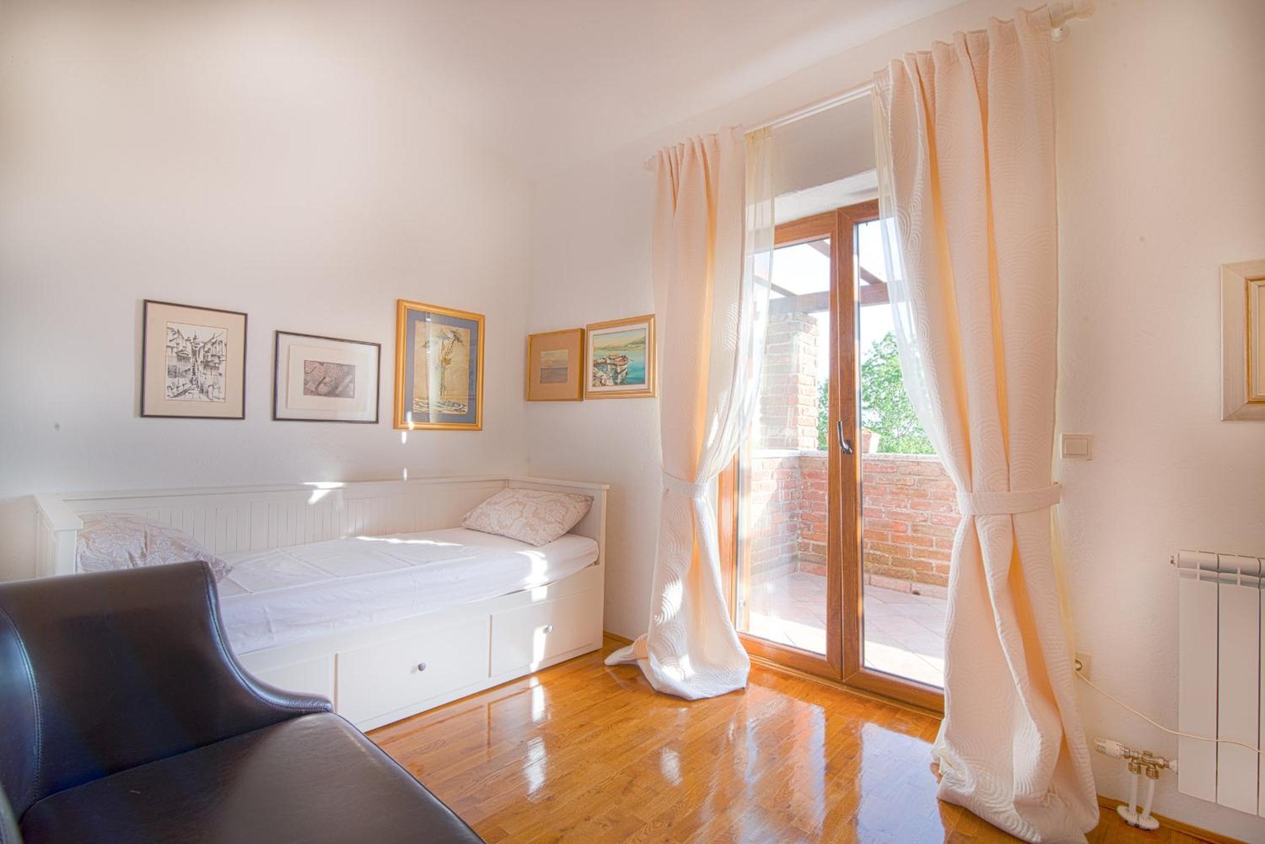 Vila Raj Juršići view 5