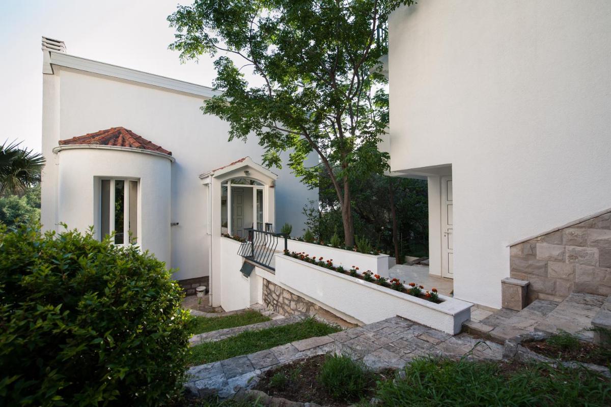 Apartments Mia photo 3