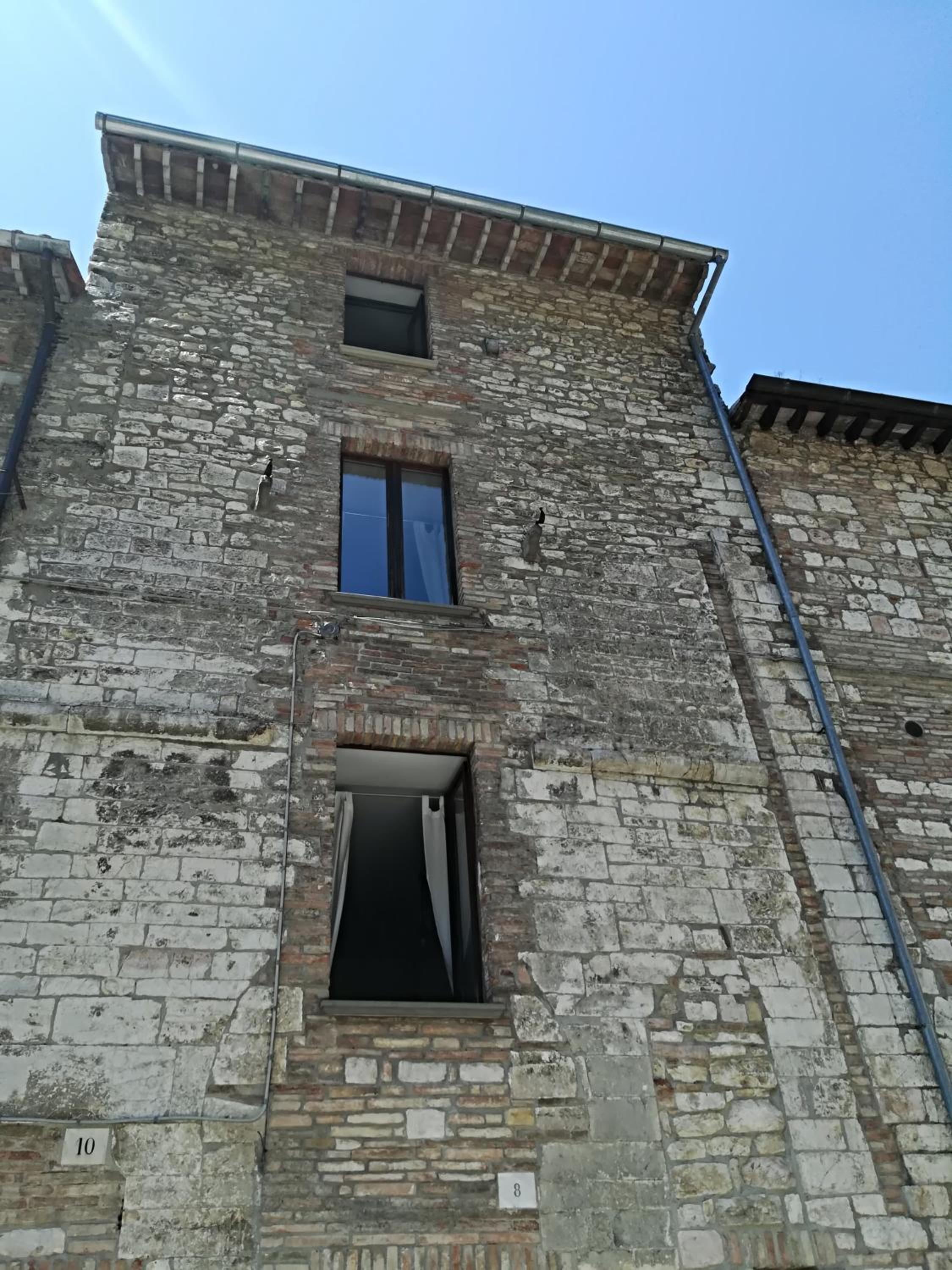 Civico 10