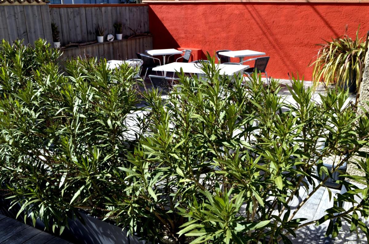 outdoor BBQ area