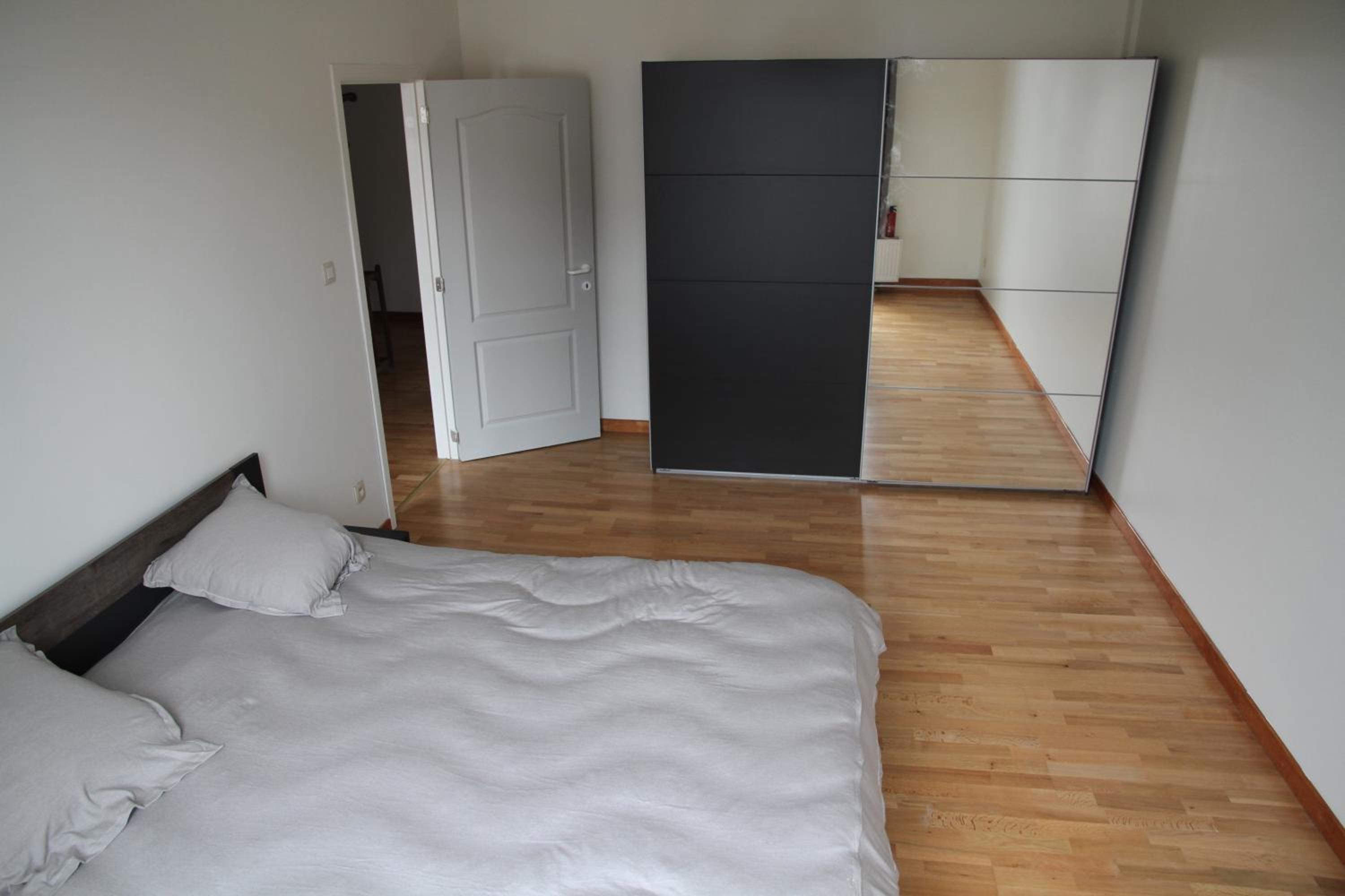 Appartement Courcelles