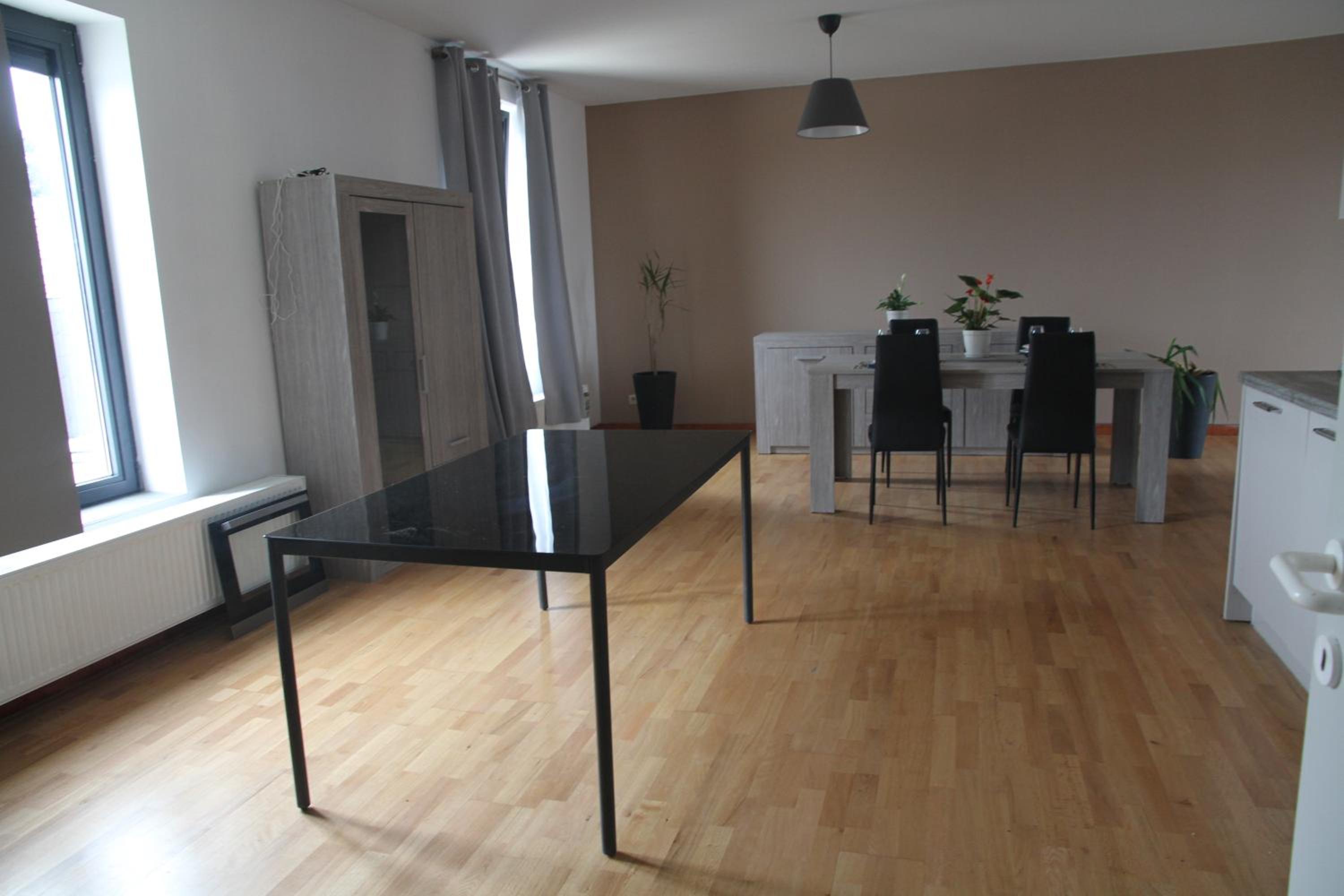 Appartement Courcelles
