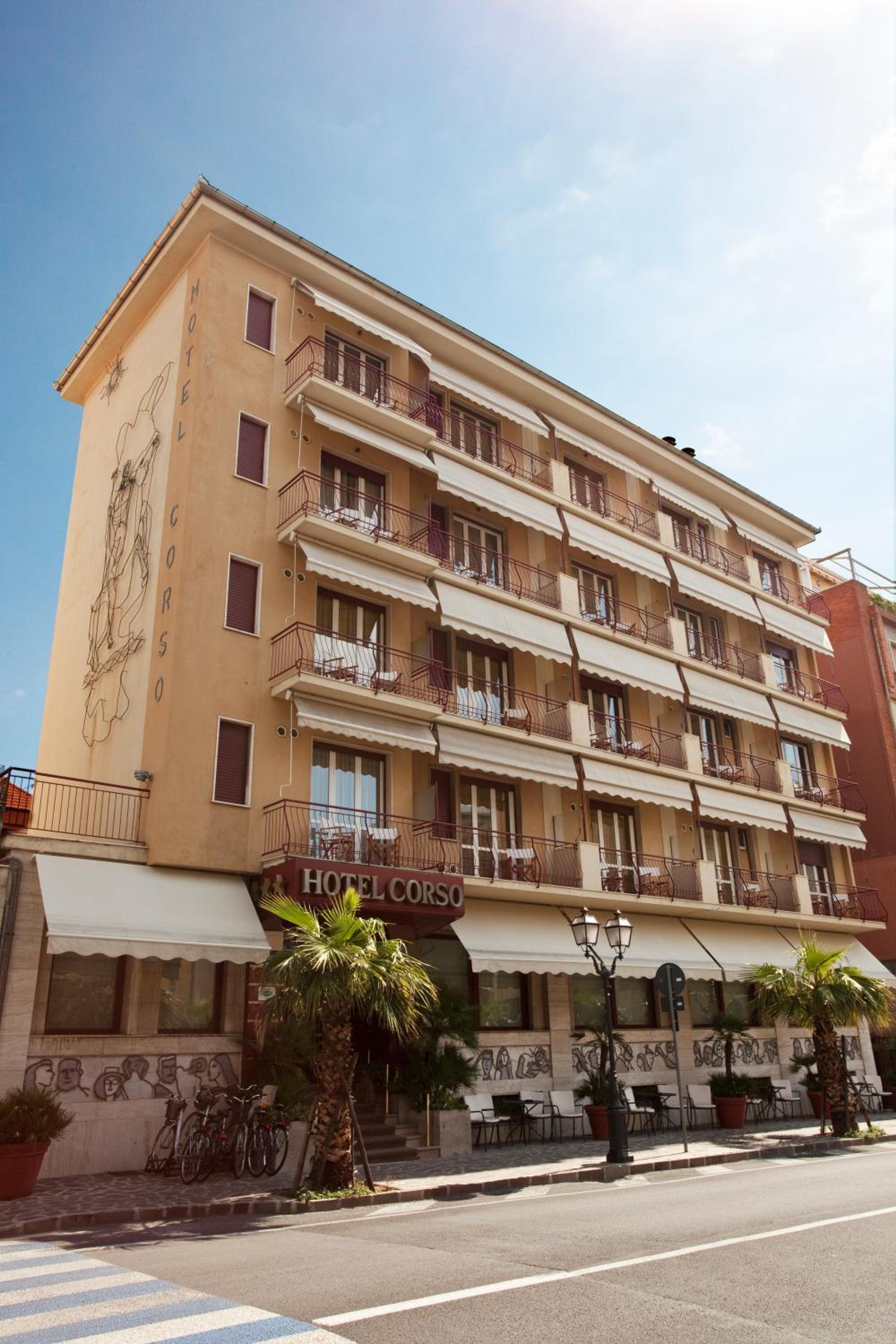 Hotel Corso Alaxi Hotels - Image 1