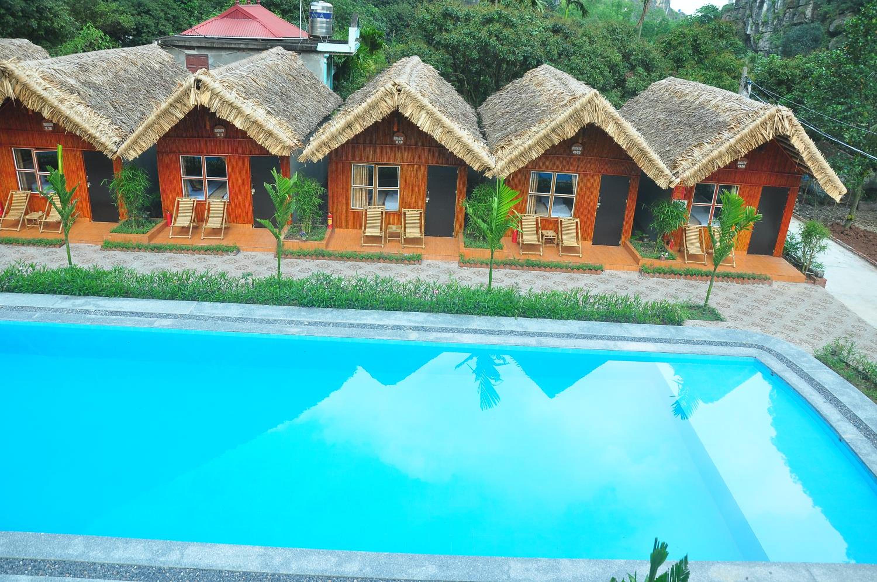 Tam Coc Valley Bungalow