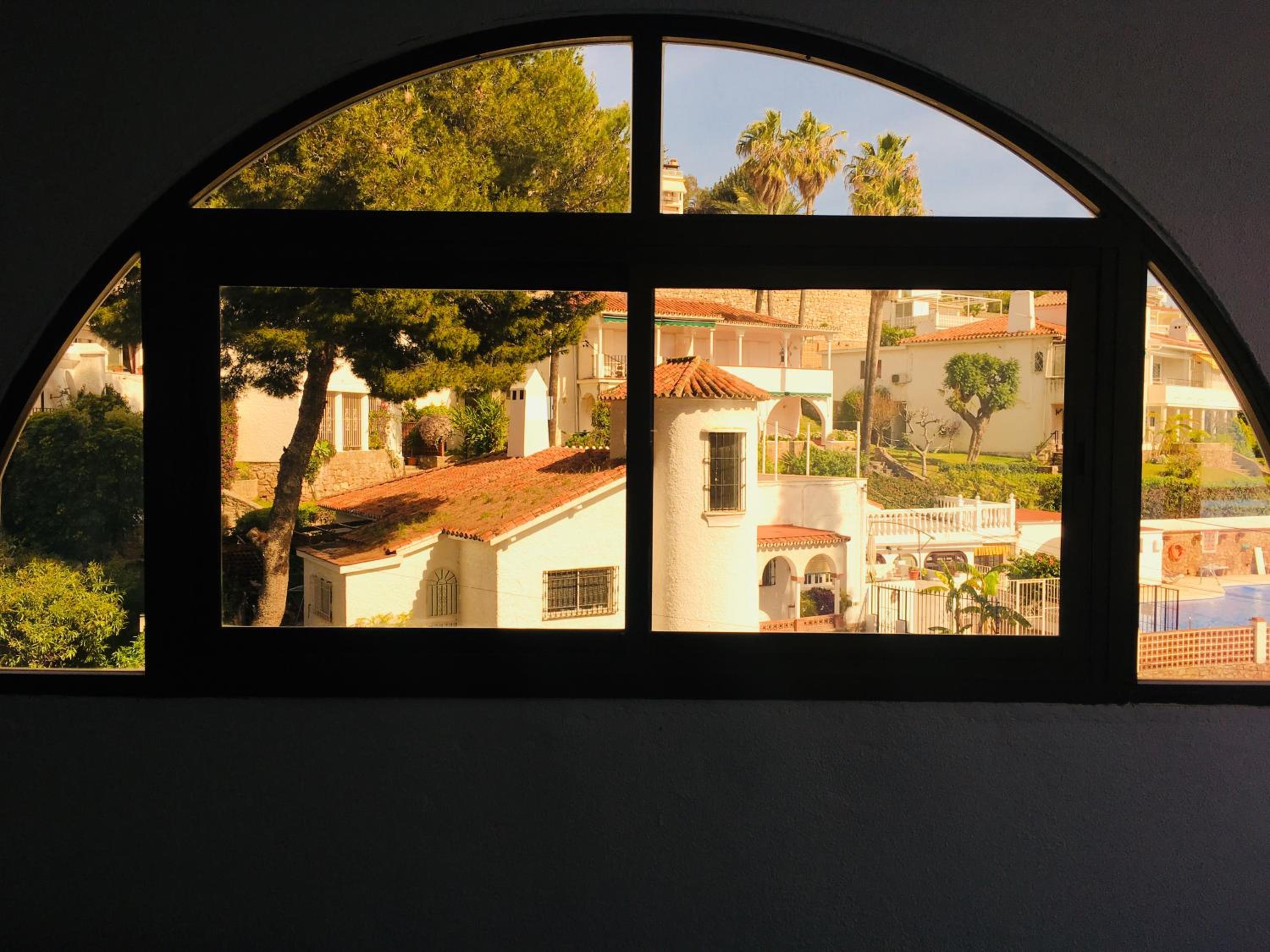 Toreblanca Lux view 2