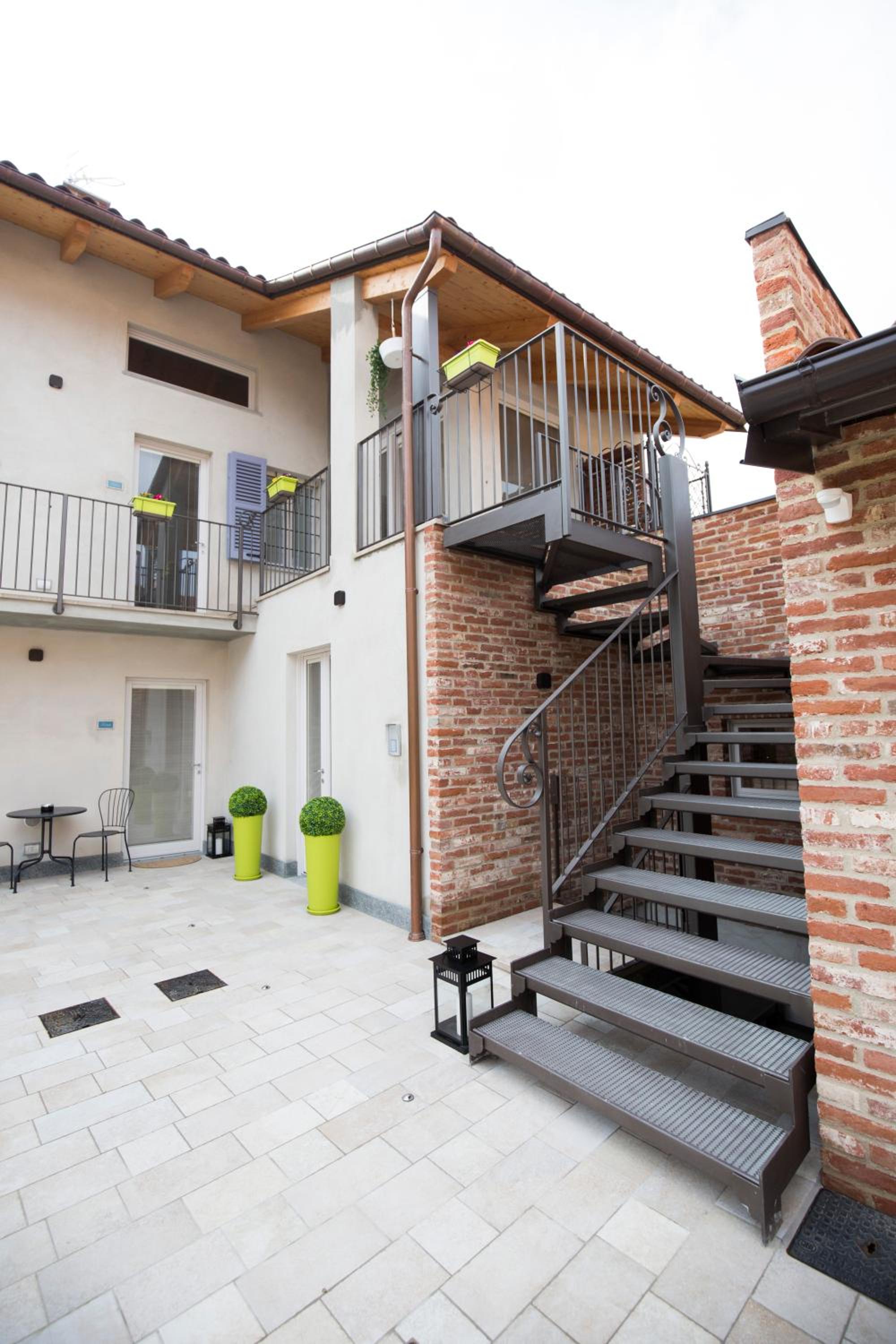 Roero Suite
