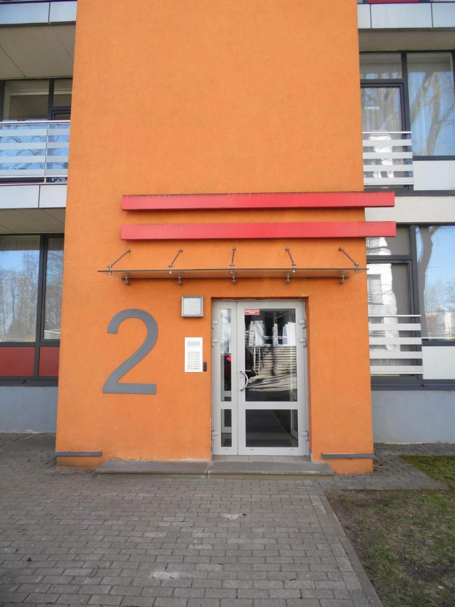 Apartment near Airport view 3