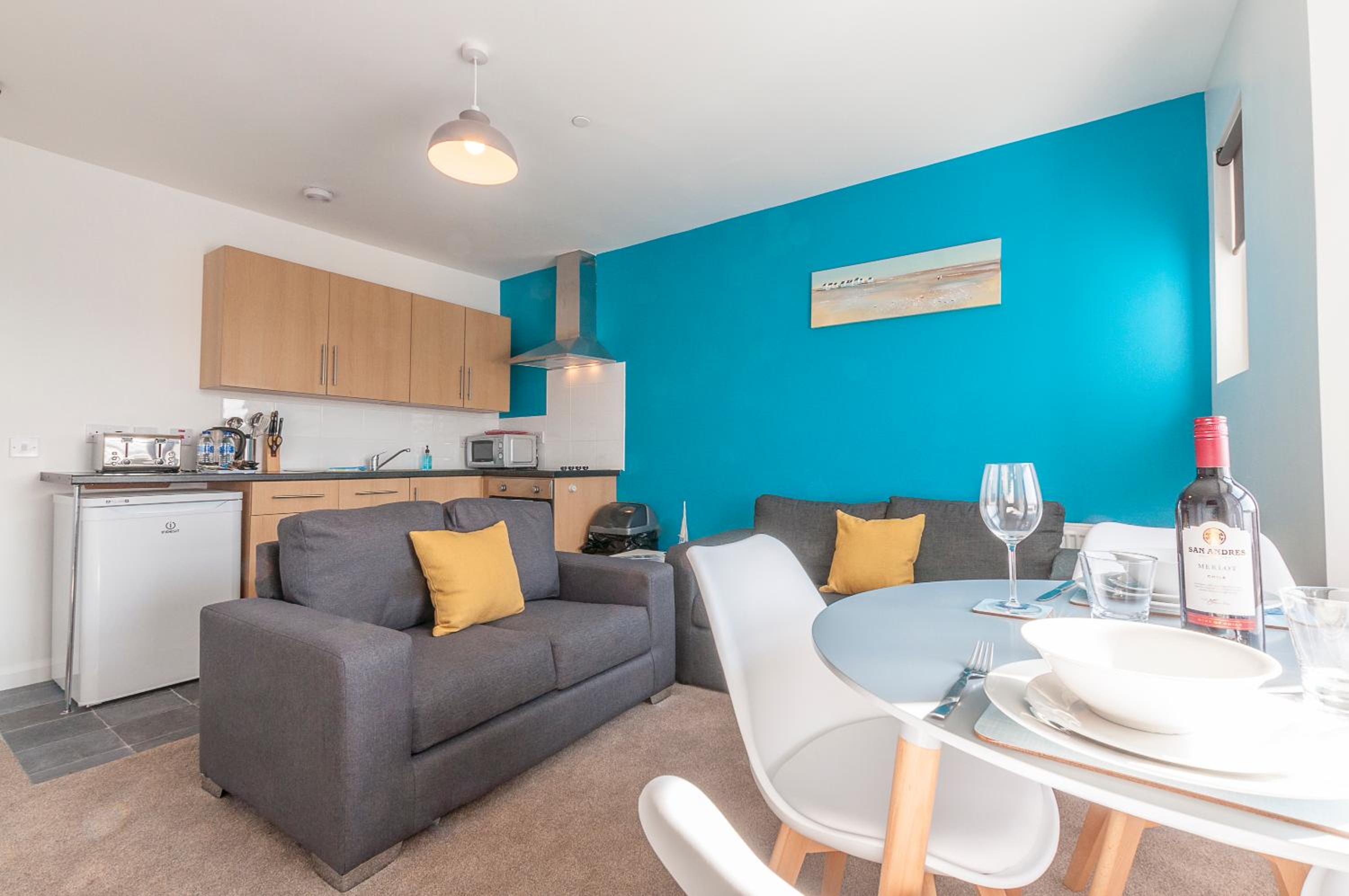 FiveWay Apartments view 2