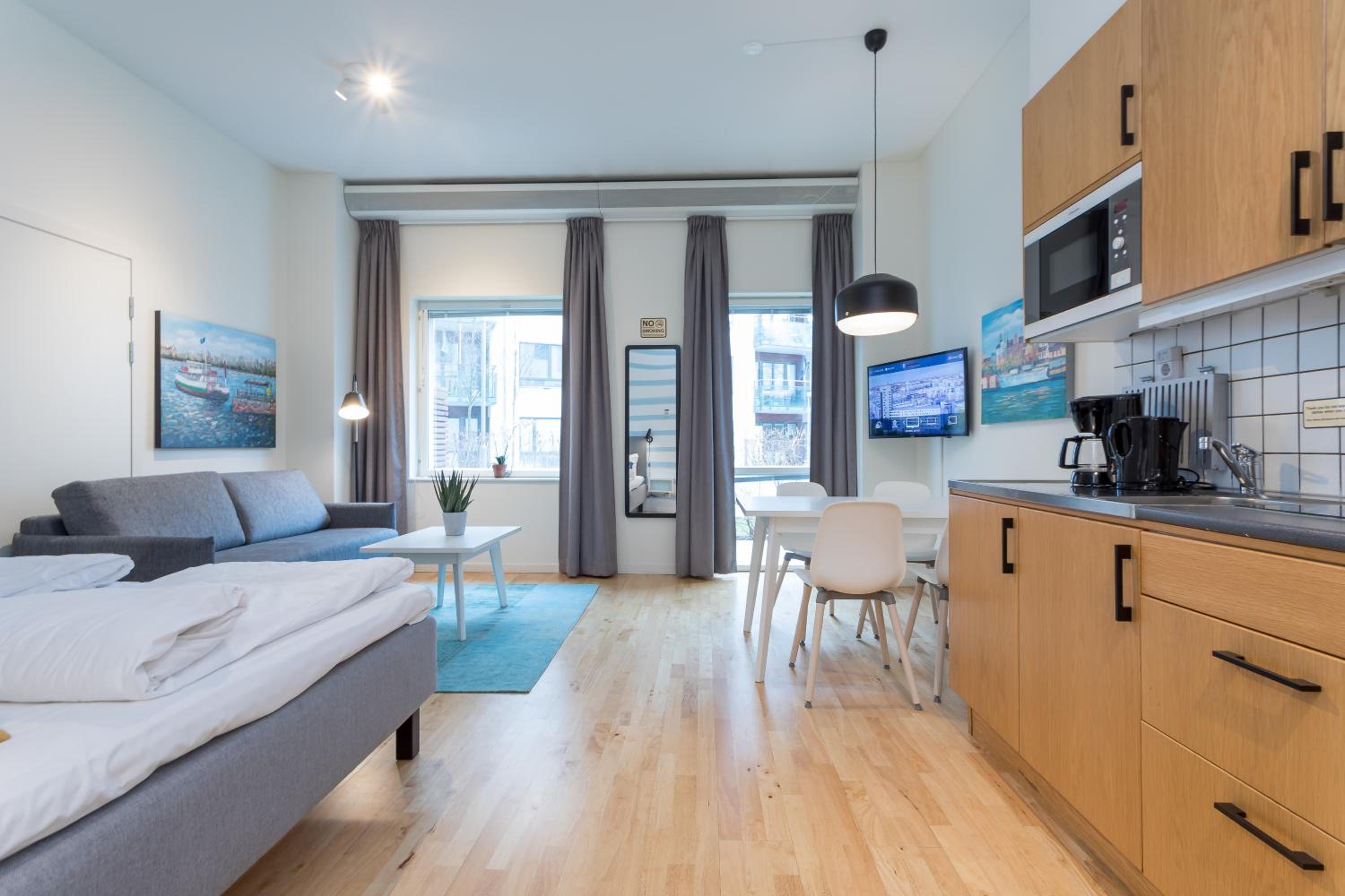 Hotel ApartDirect Hammarby Sjöstad - Image 1