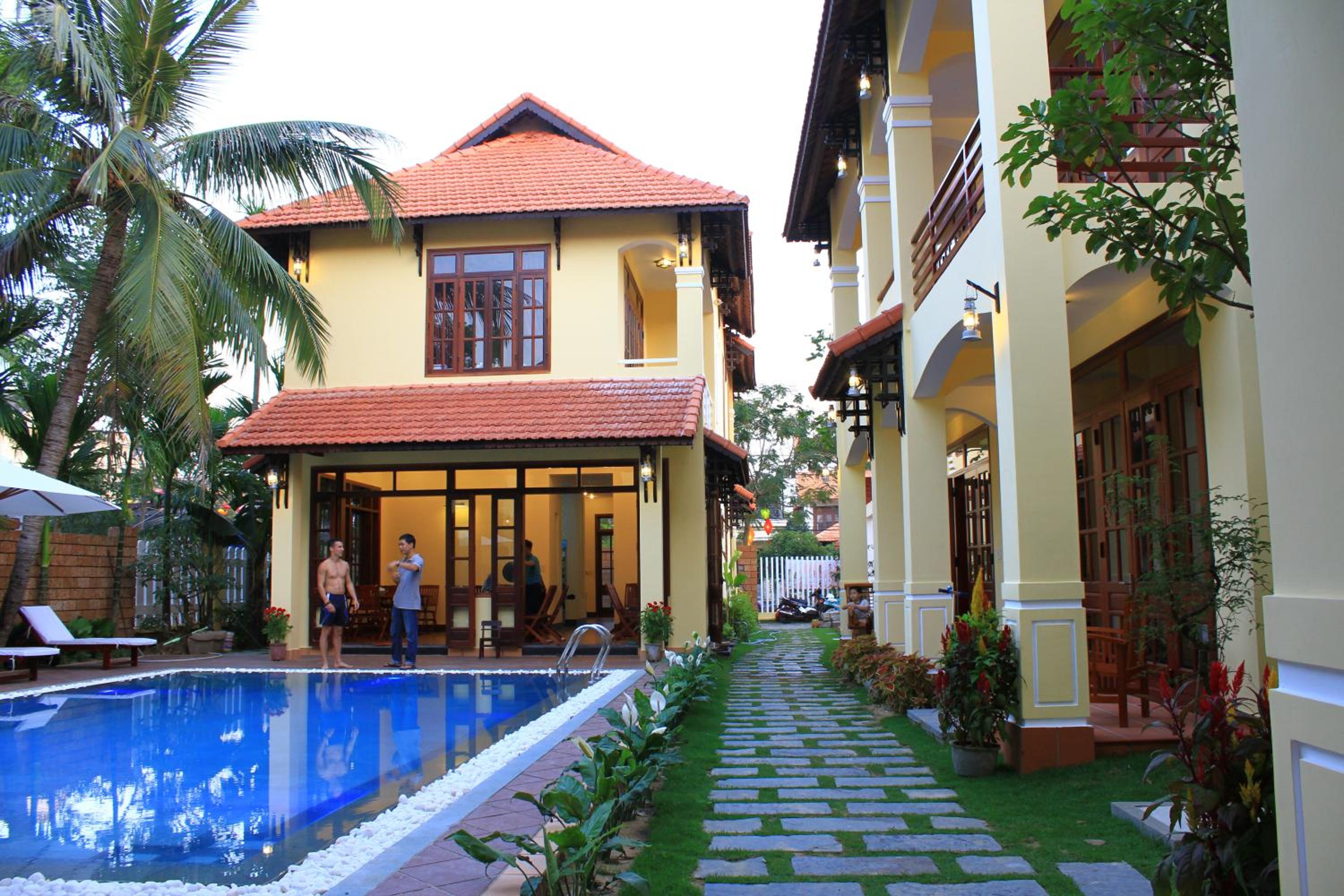 The Earth Villa
