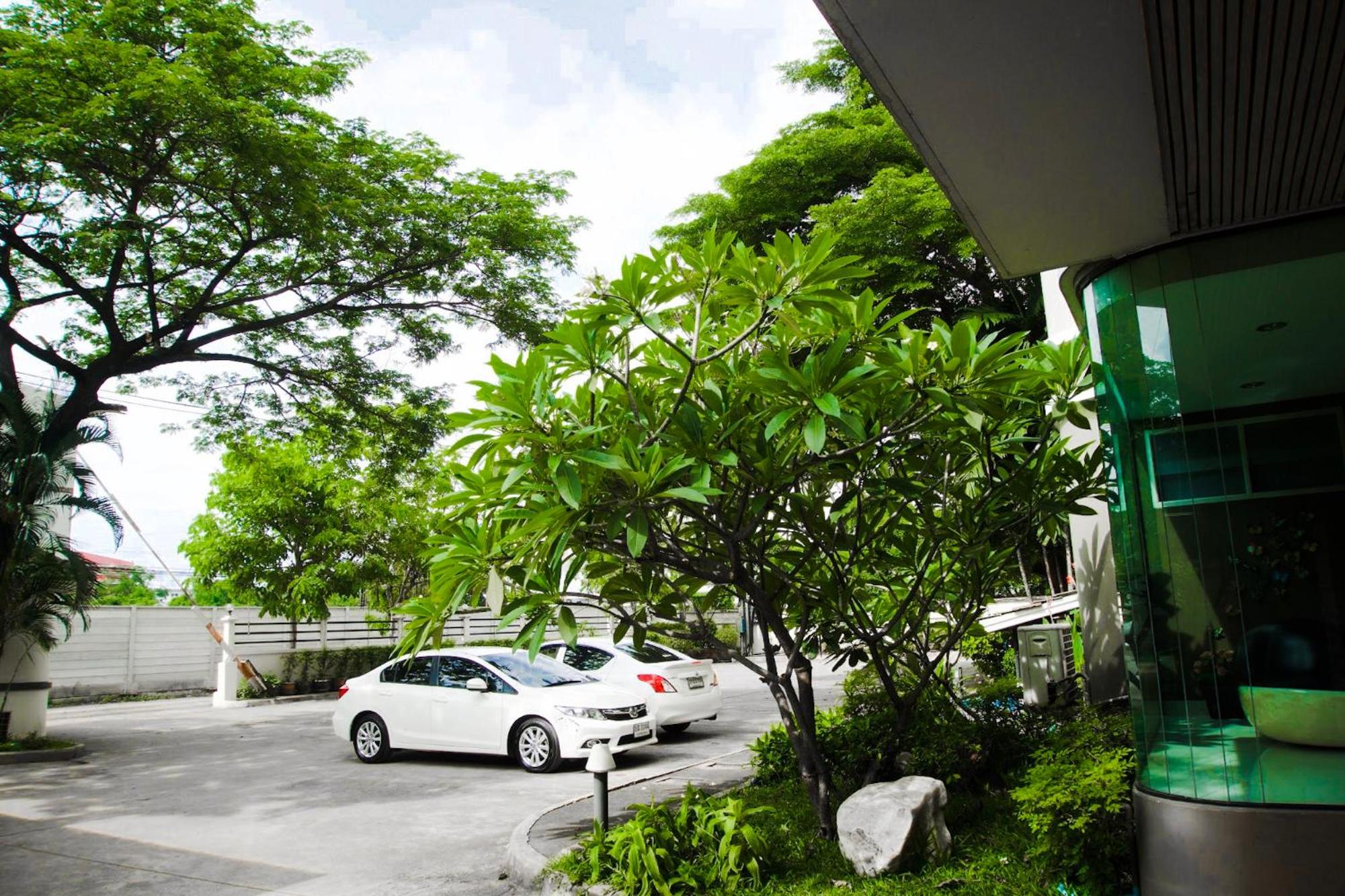 Baan Boonanan Apartment view 5