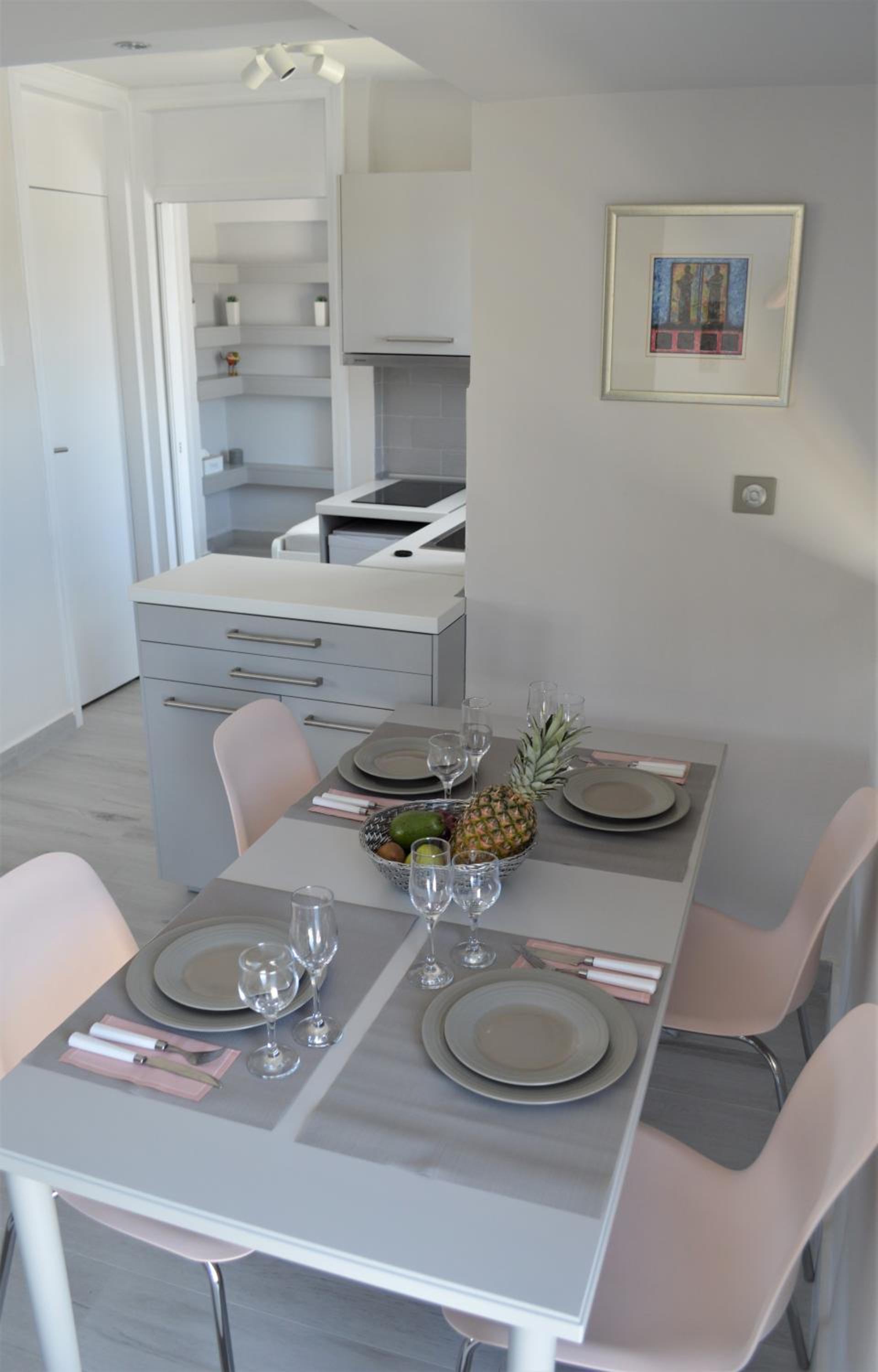 Athens Riviera Loft