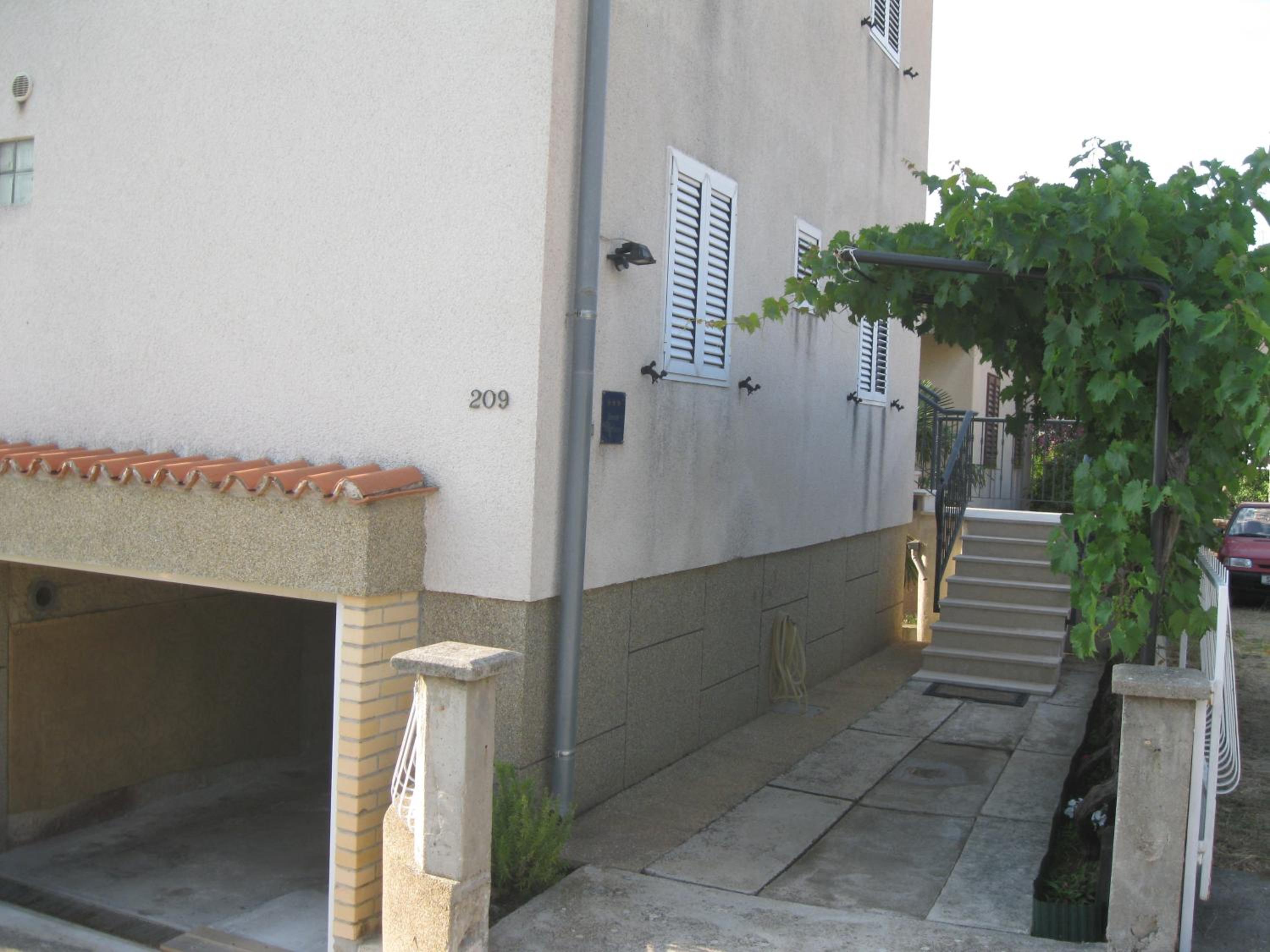 Apartman Belamarić view 4
