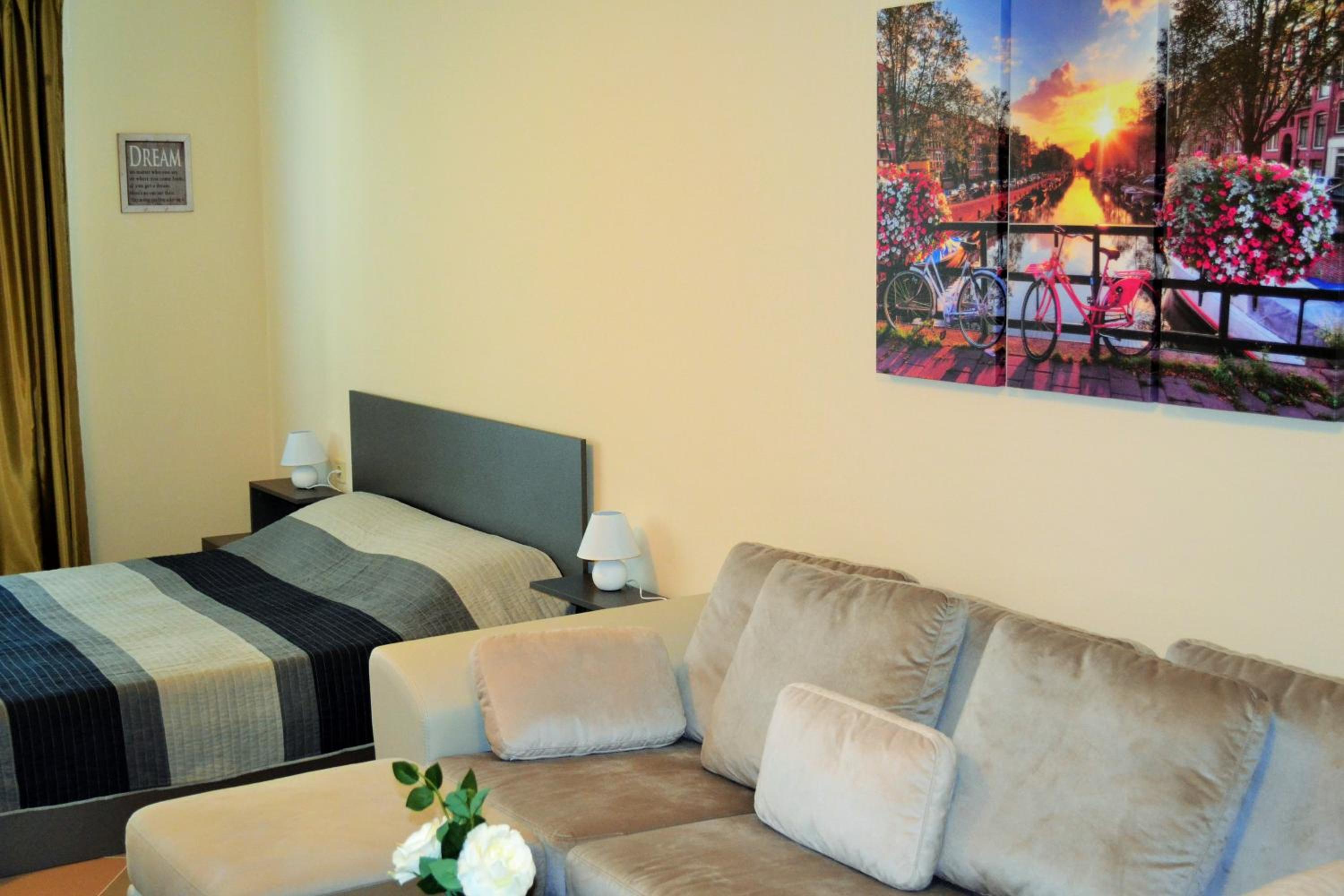 City Center Studio - River View
