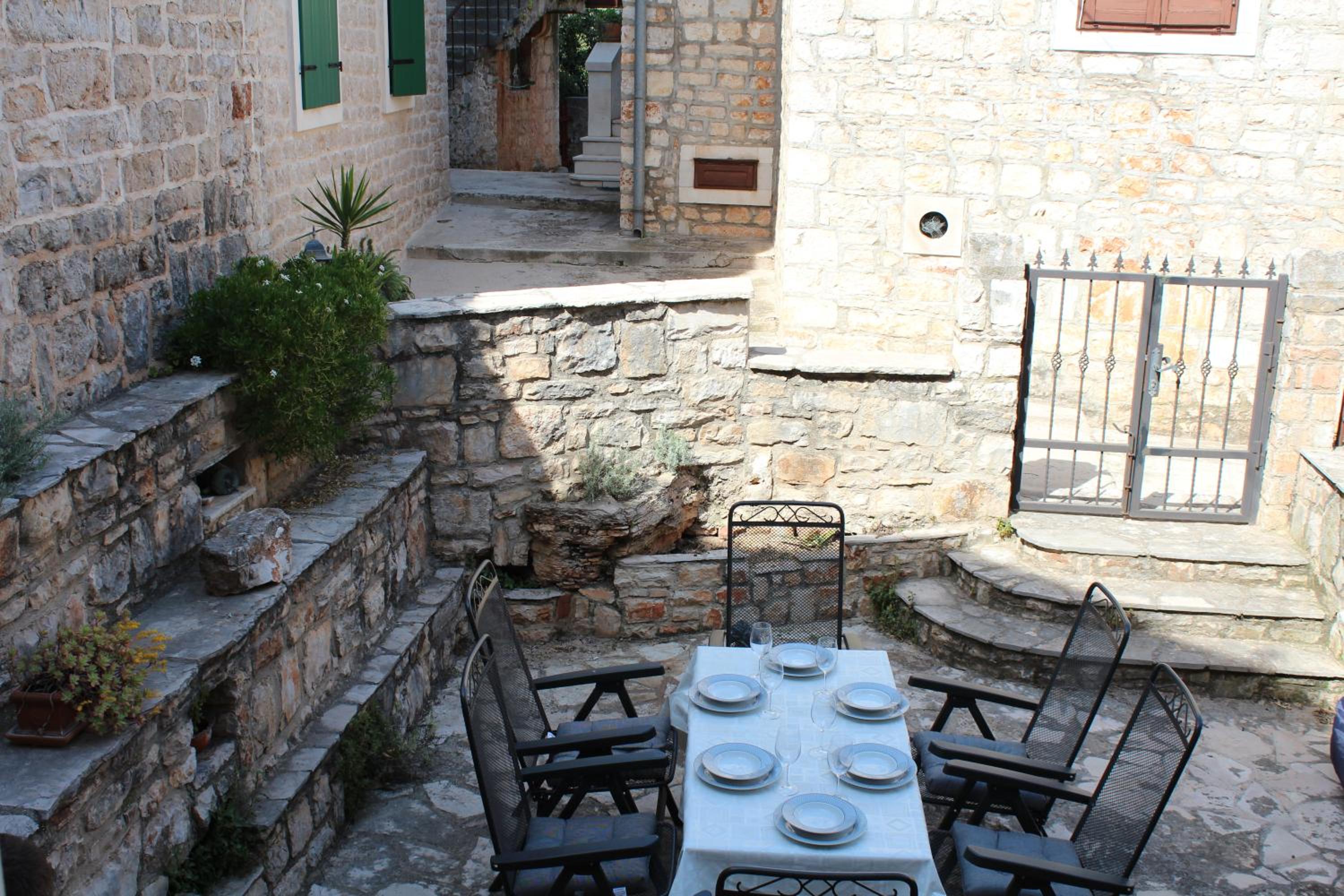 Photo 45