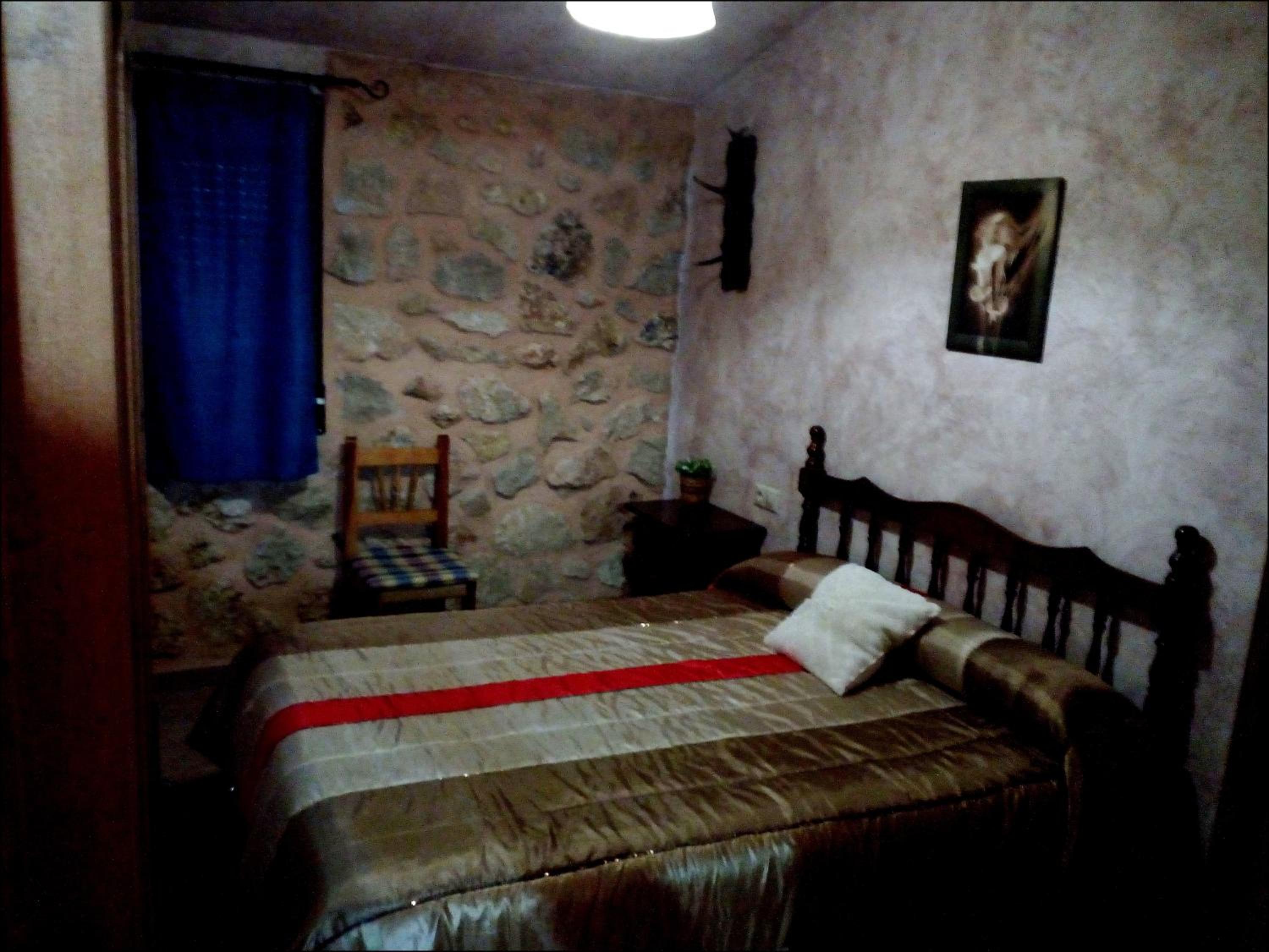 Photo 33