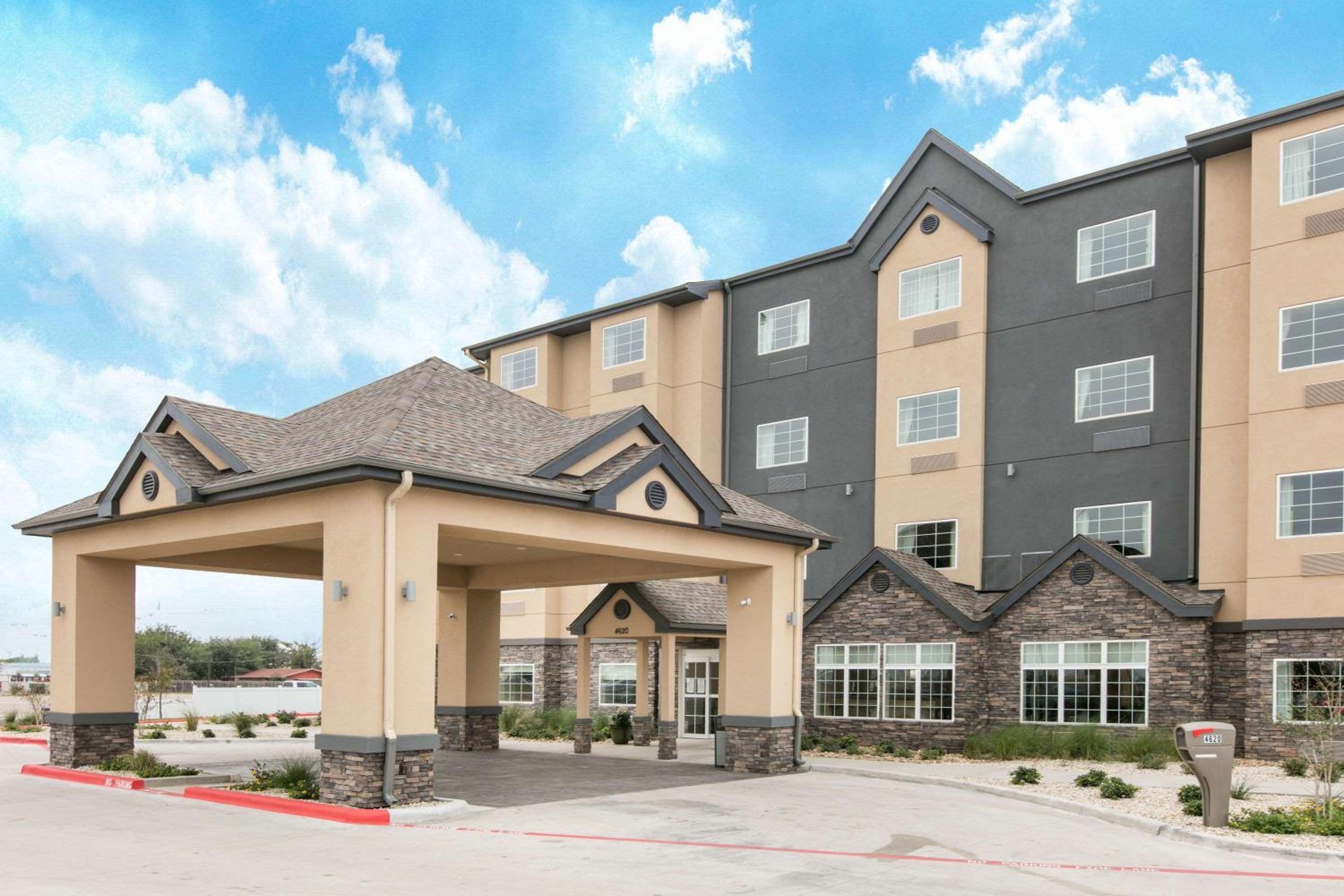 Hotel Microtel Inn & Suites by Wyndham Lubbock