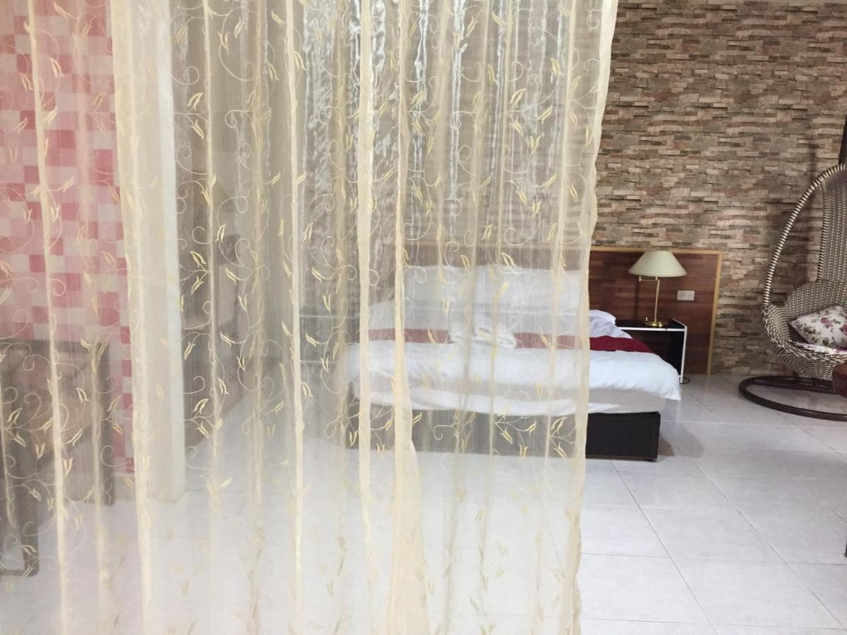 Tainan B&B Hall West Centra