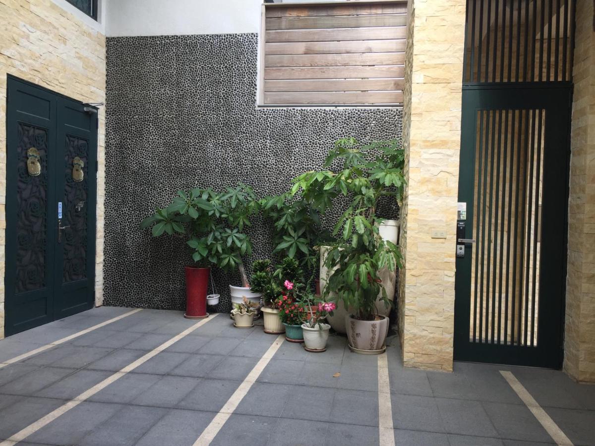Tainan B&B Hall West Centra
