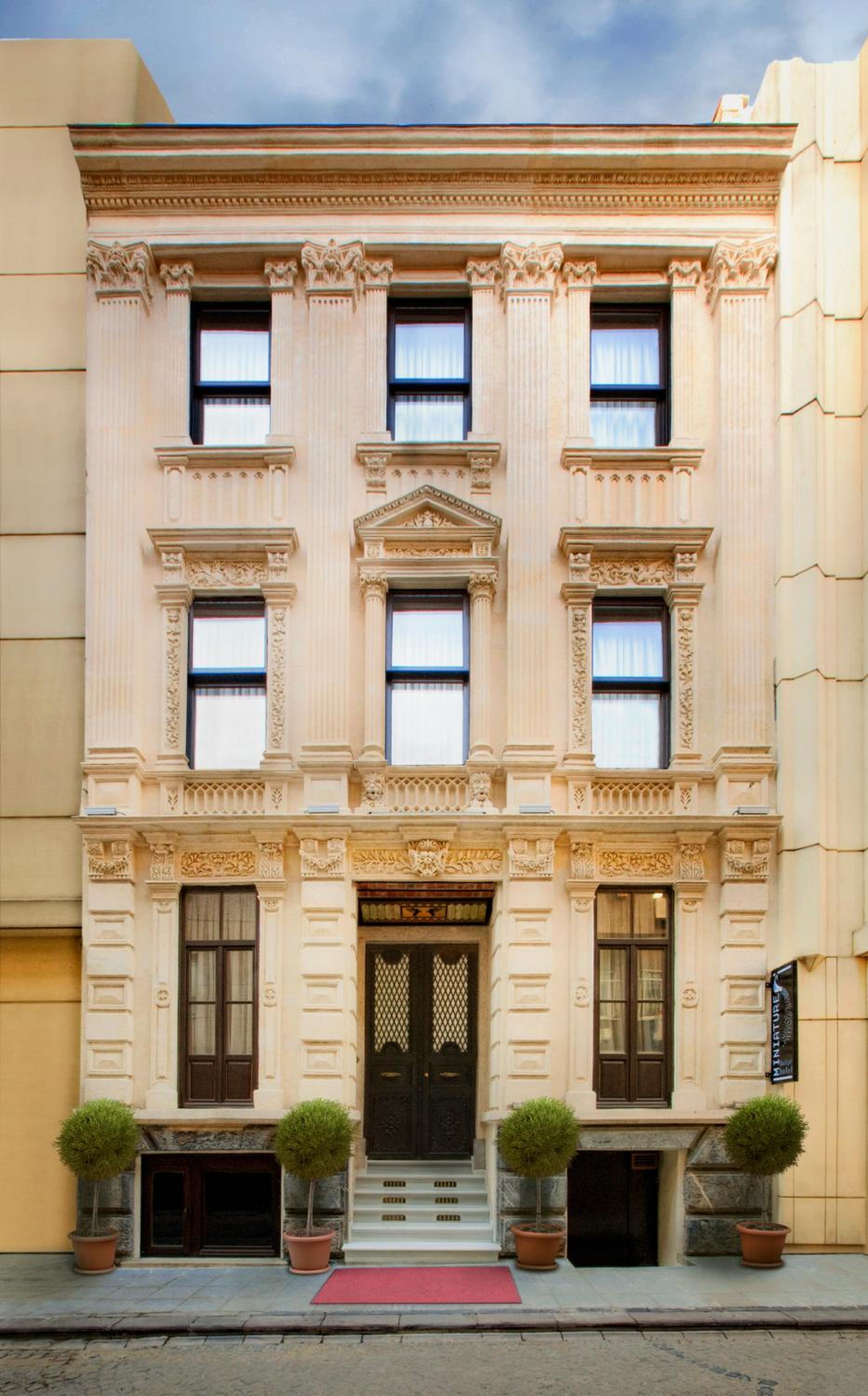 Hotel Miniature - Ottoman Mansion - Image 49