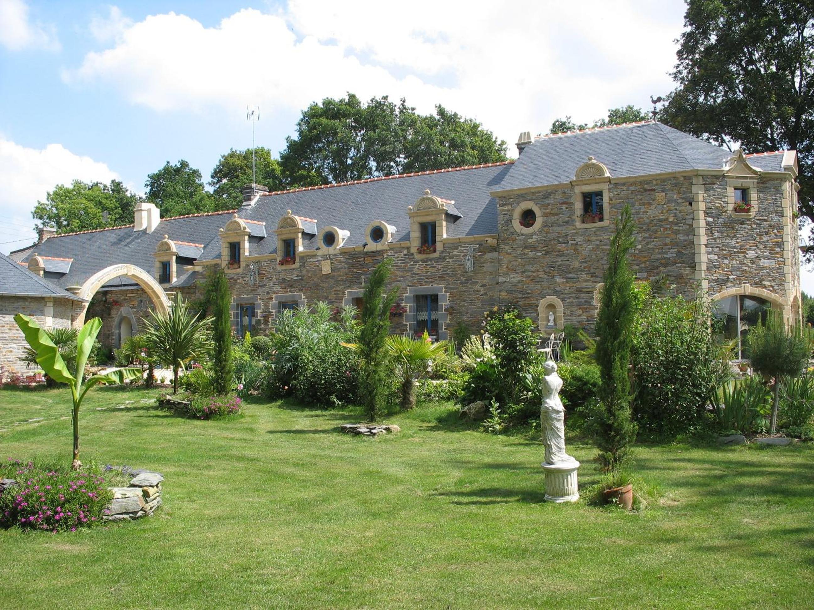 Le Clos Saint Fiacre view 3