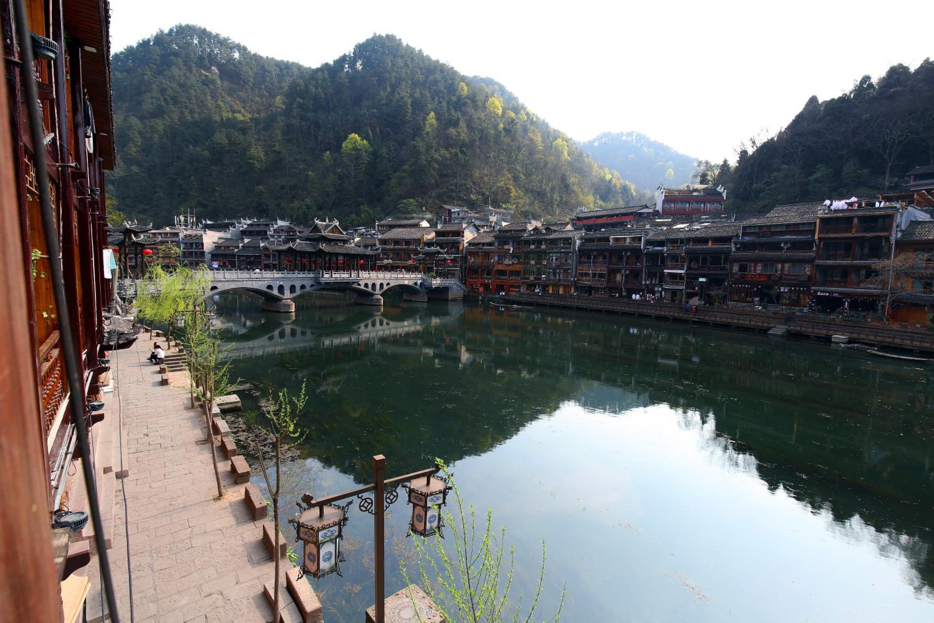 Phoenix Fuyuan Villa Riverside Hotel