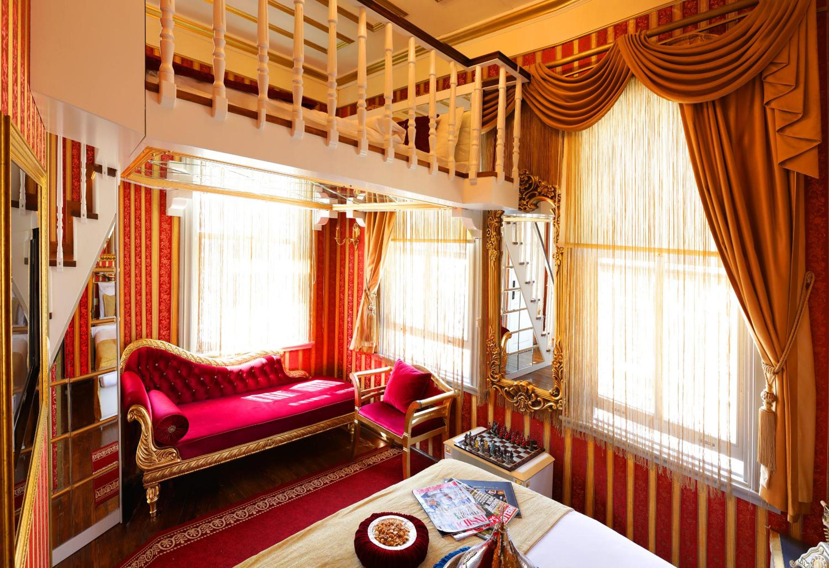 Sultan Tughra Hotel