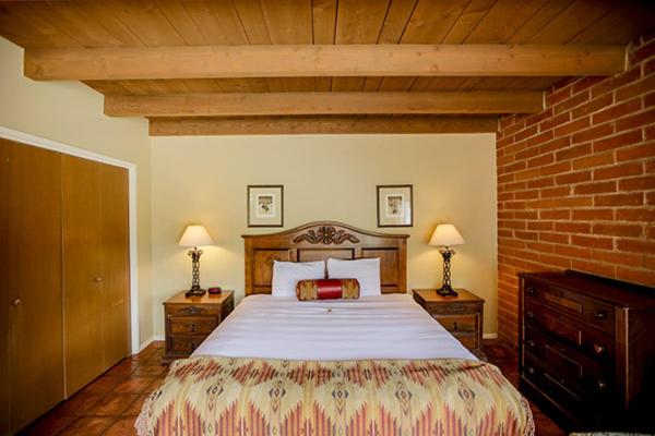 Tanque Verde Guest Ranch