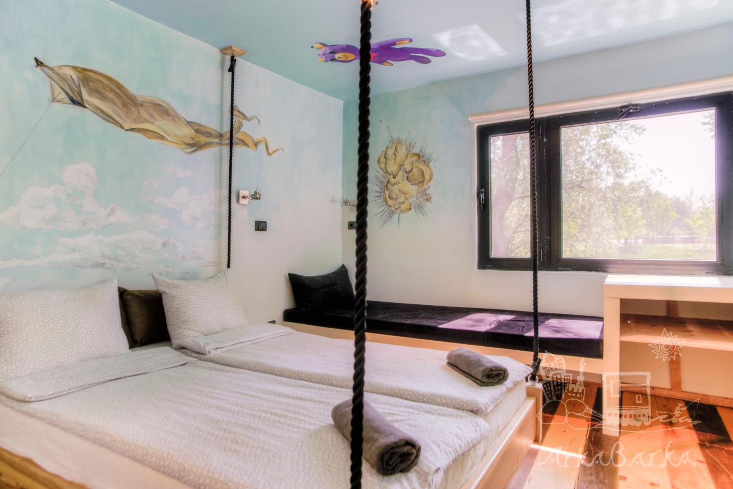 ArkaBarka 2- Floating Dream Rooms and Apartments