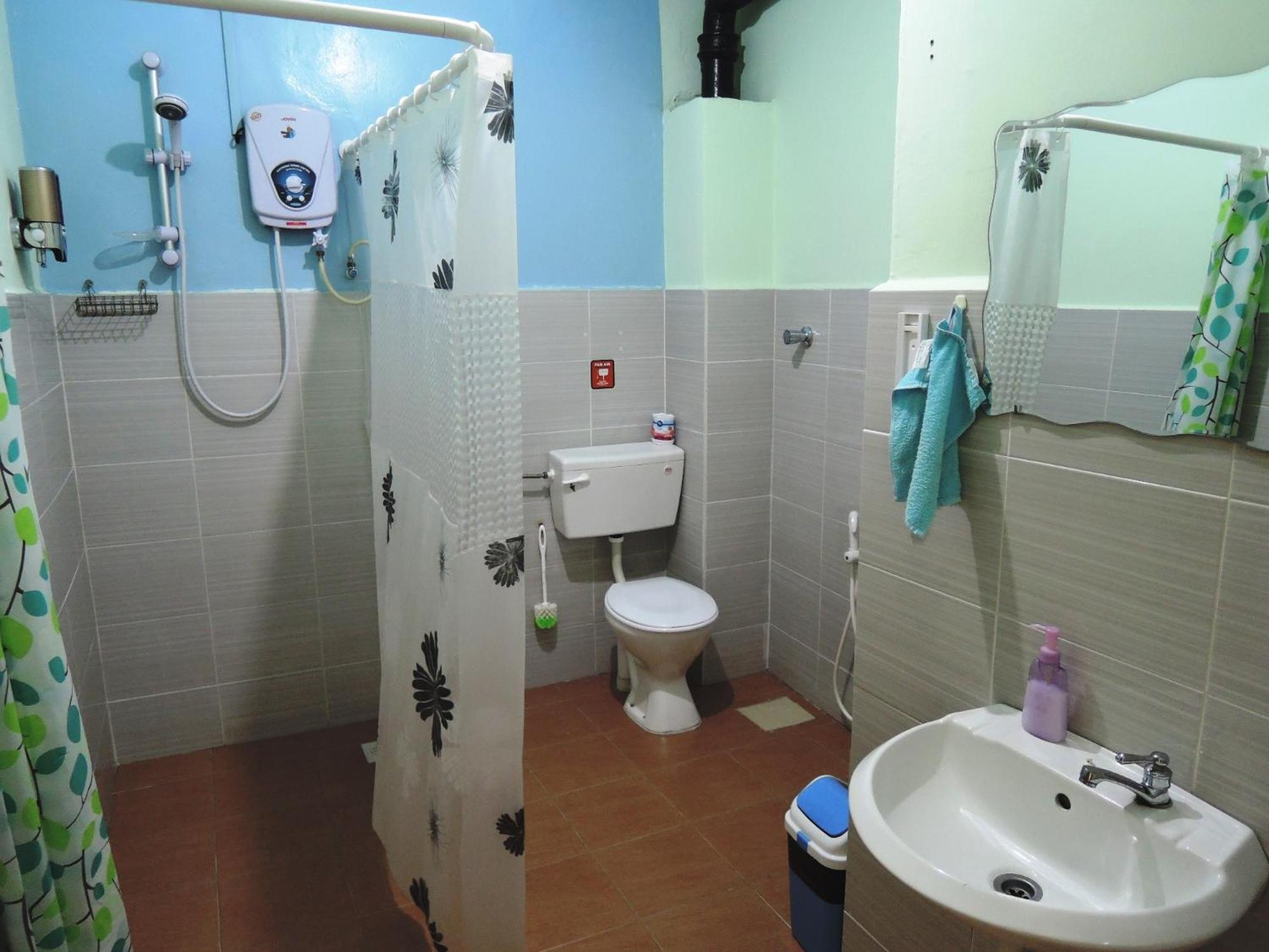 The Pillohouzzze photo 6