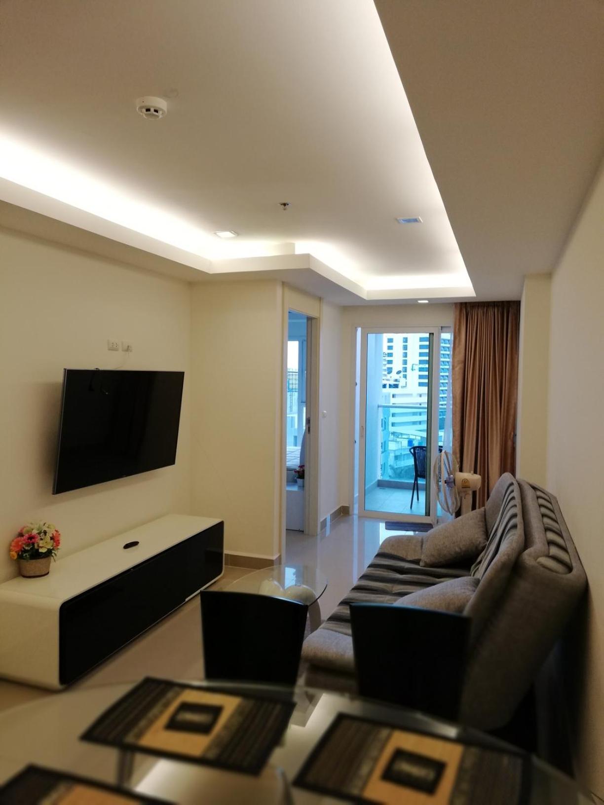 Cosy Beach View Apartments