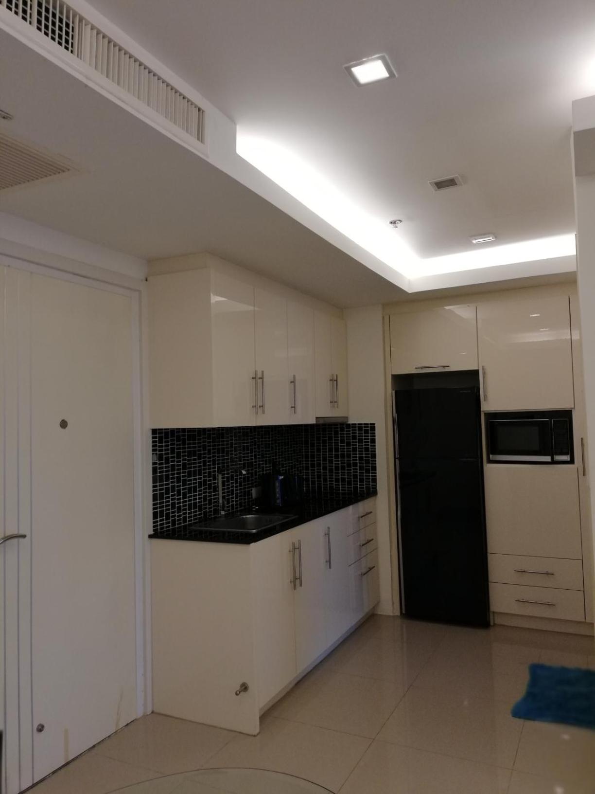 Cosy Beach View Apartments
