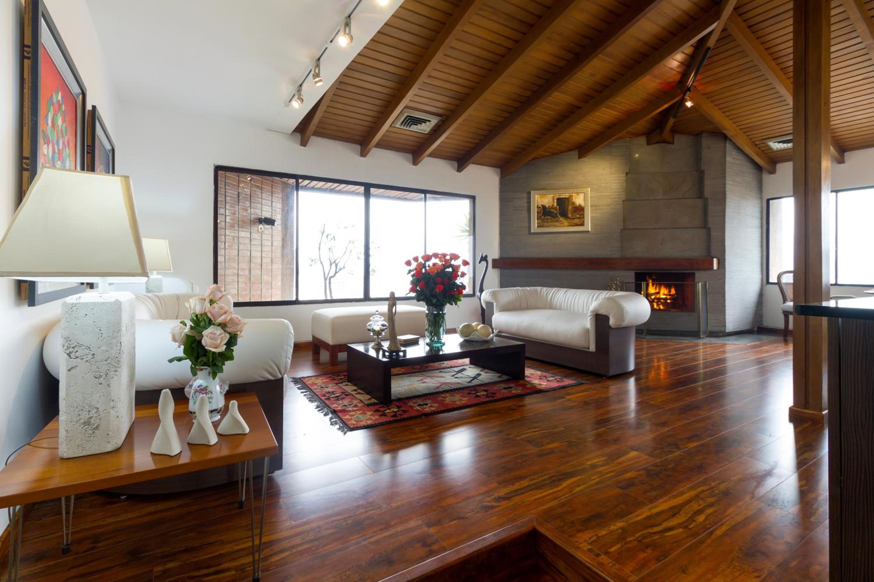 The Penthouse Lodge