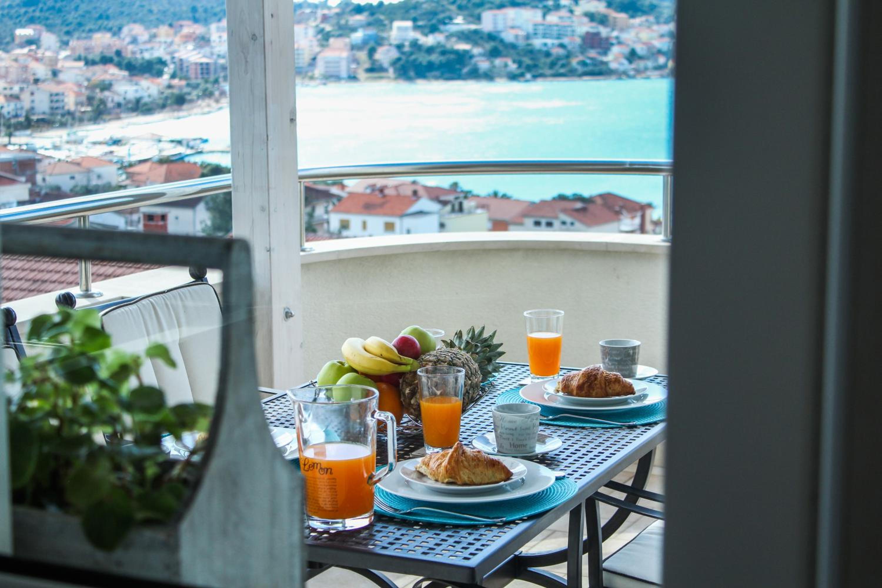 Penthouse apartment Sunset Bay