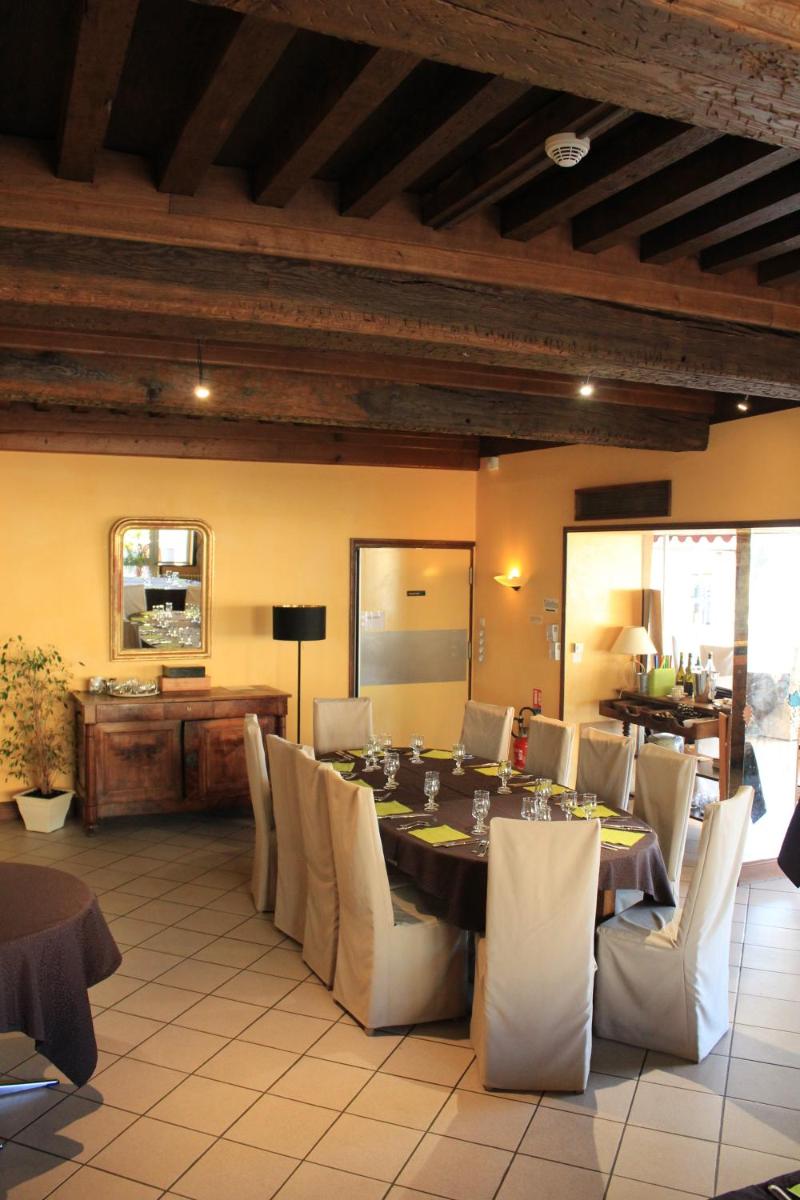 restaurant