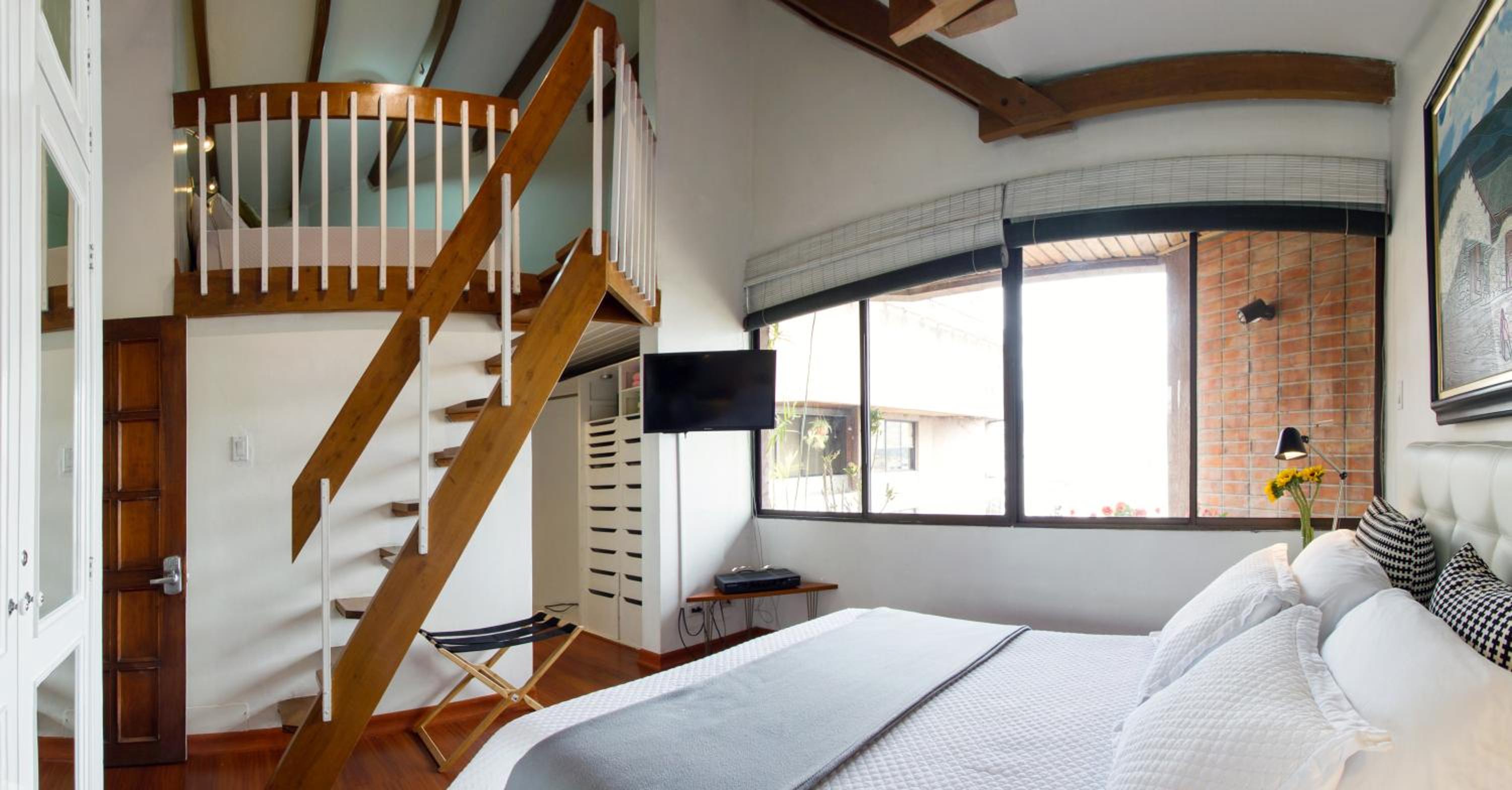 The Penthouse Lodge