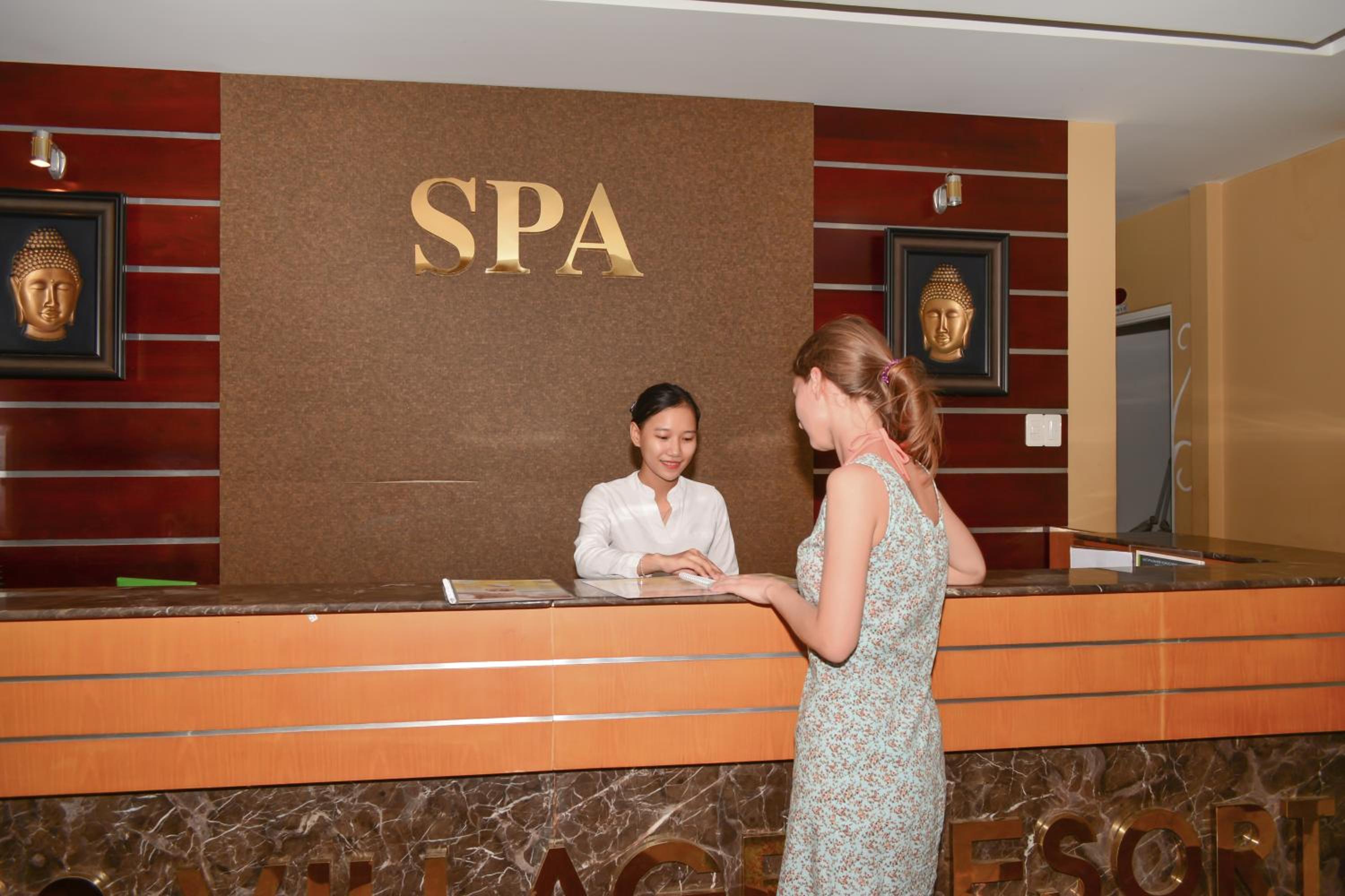 Le Aqua Resort & Spa Phan Thiet - Swiss Village Resort & Spa